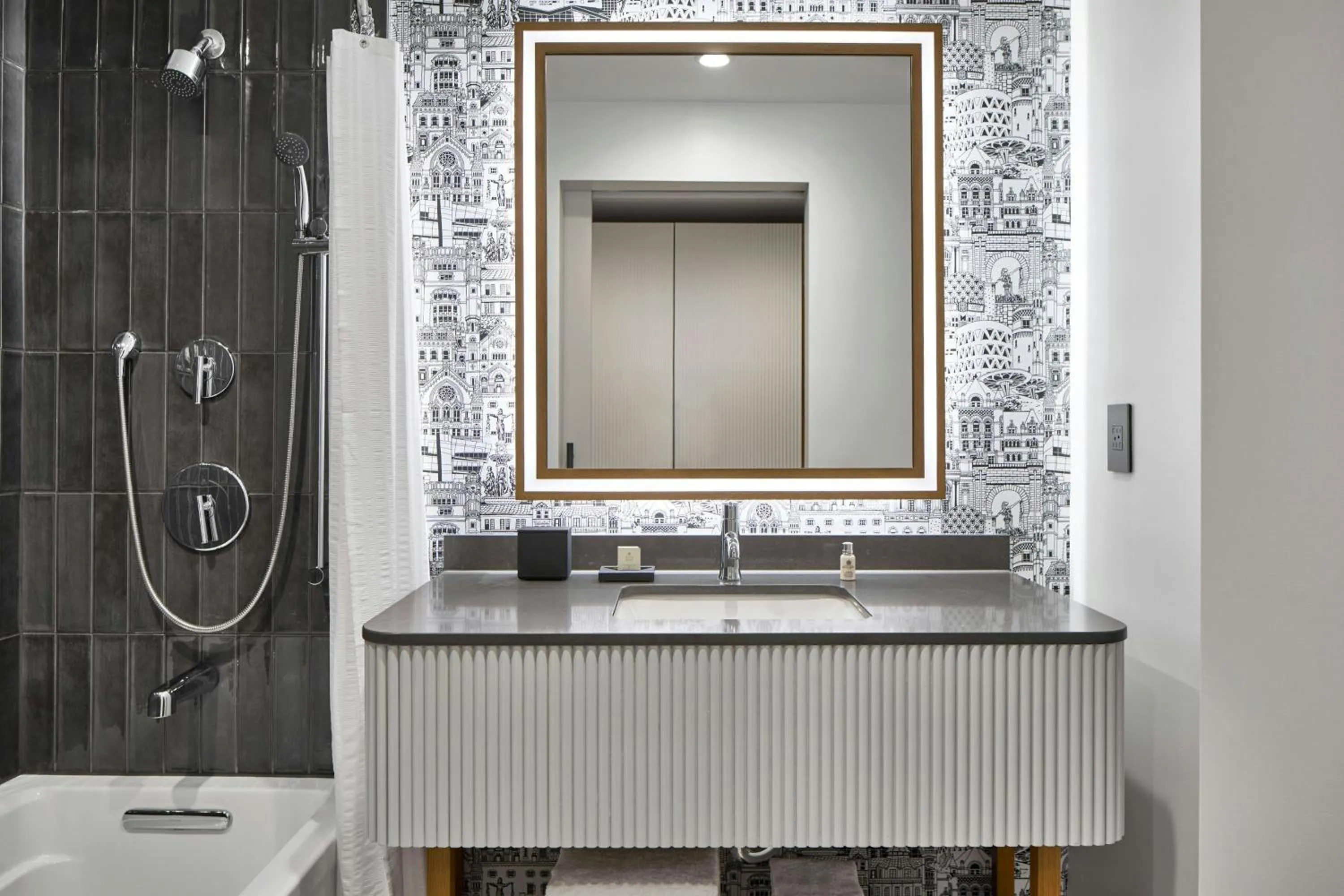 Bathroom in Hotel Celare, Cincinnati Midtown, a Tribute Portfolio Hotel