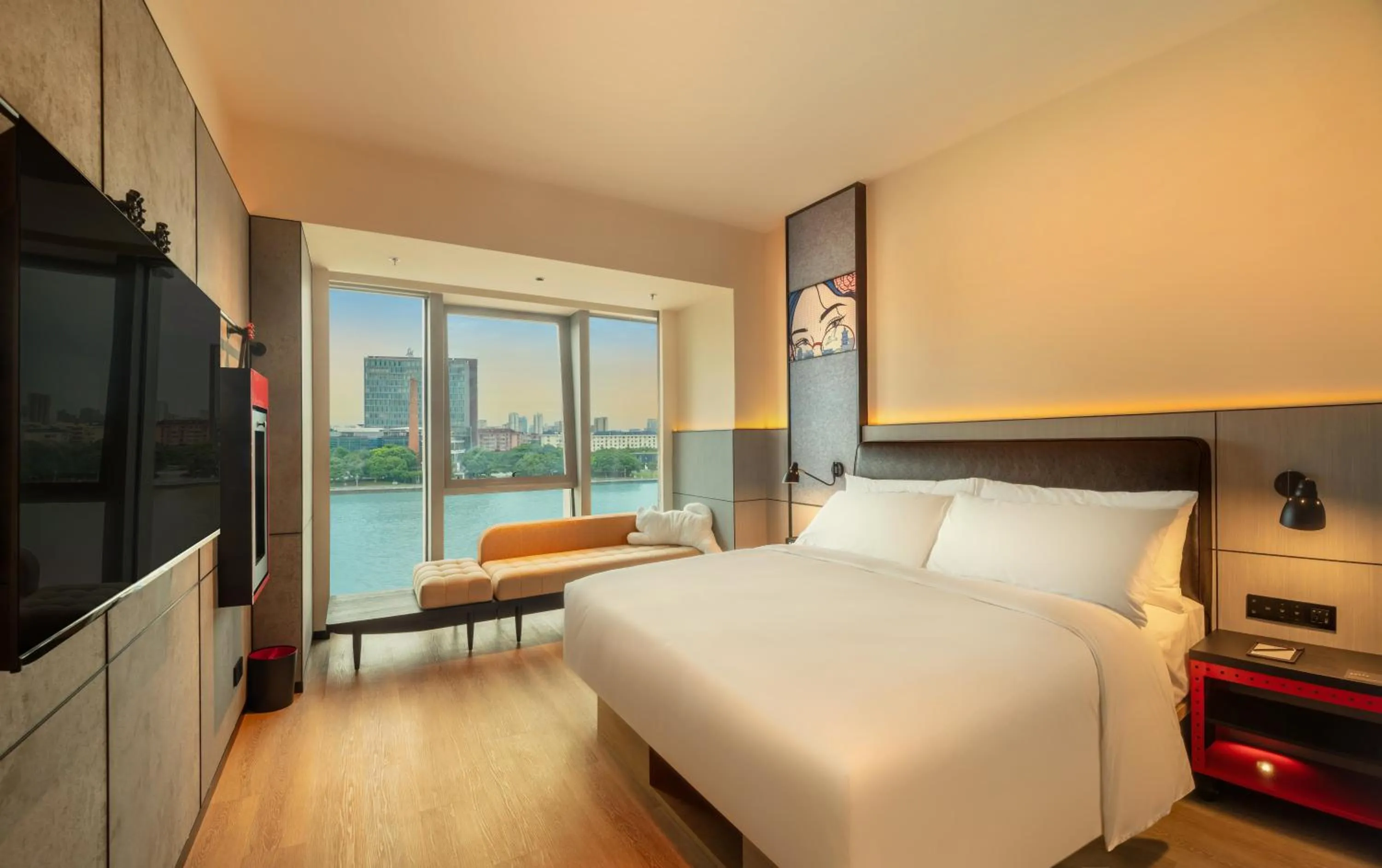 Photo of the whole room, Bed in Moxy Ningbo Old Bund