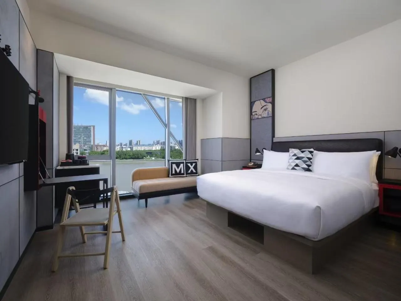 Photo of the whole room, Bed in Moxy Ningbo Old Bund