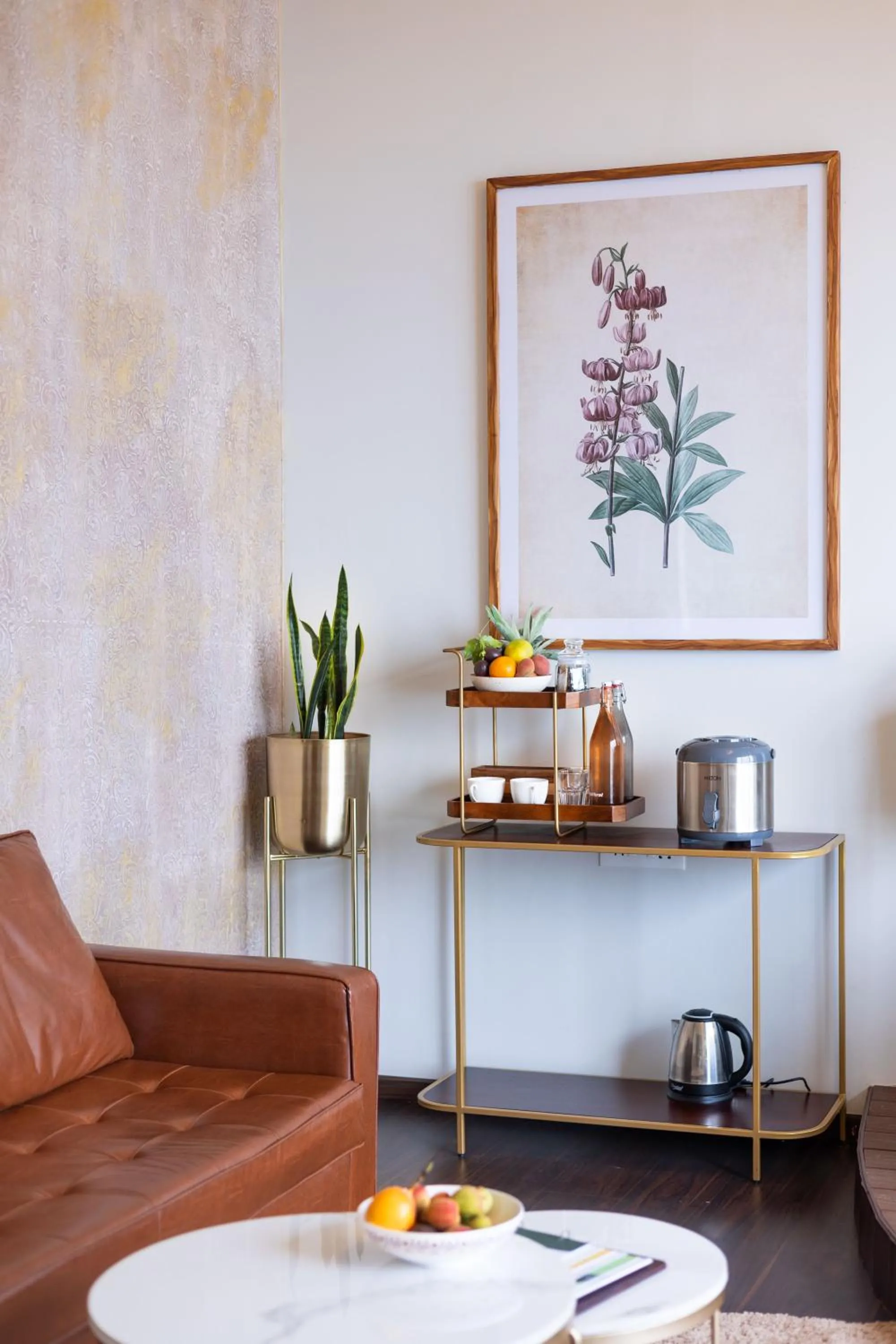 Living room in Tomorrowland Farms and Suites