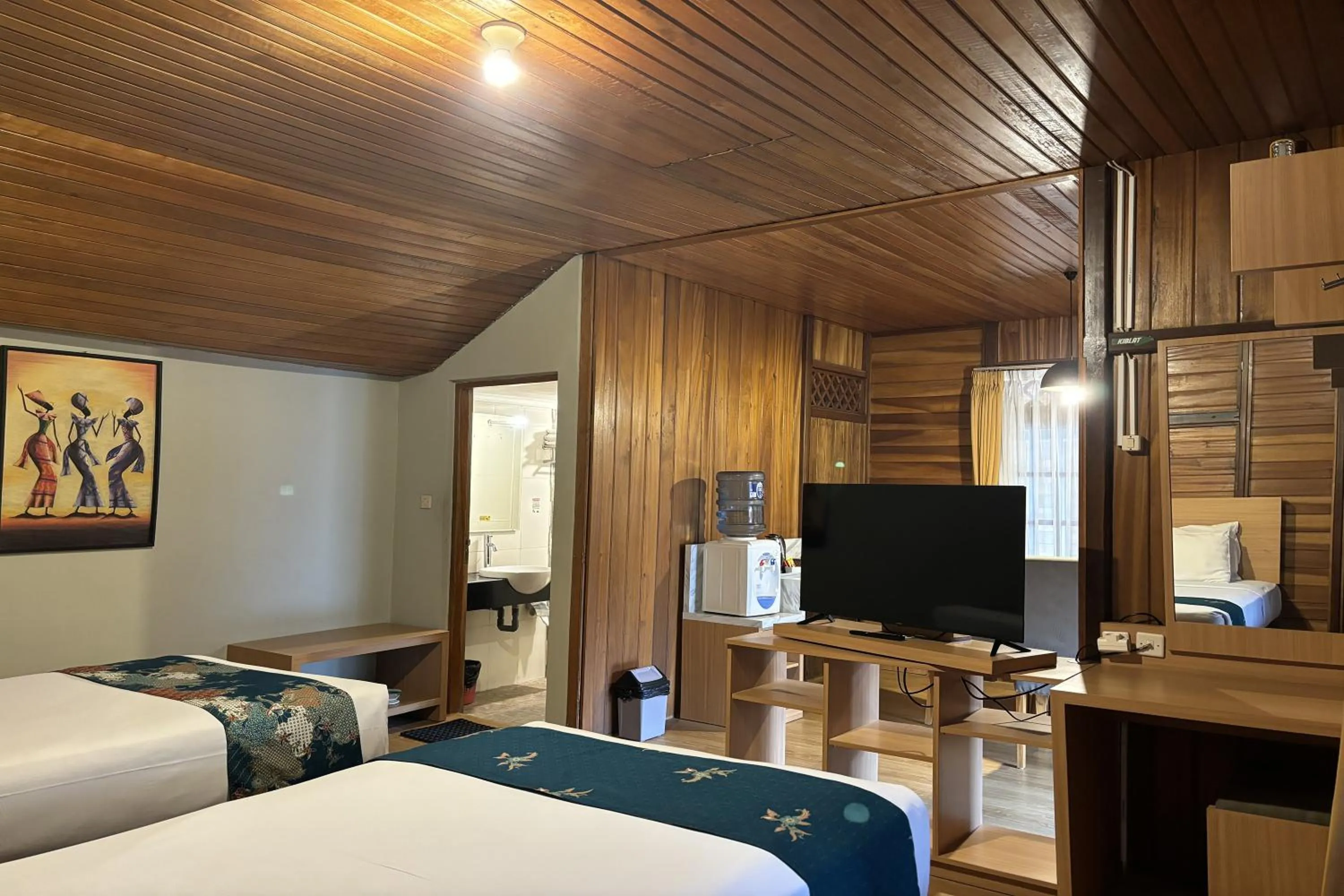 Bed in Hotel Pesona Bamboe Lembang