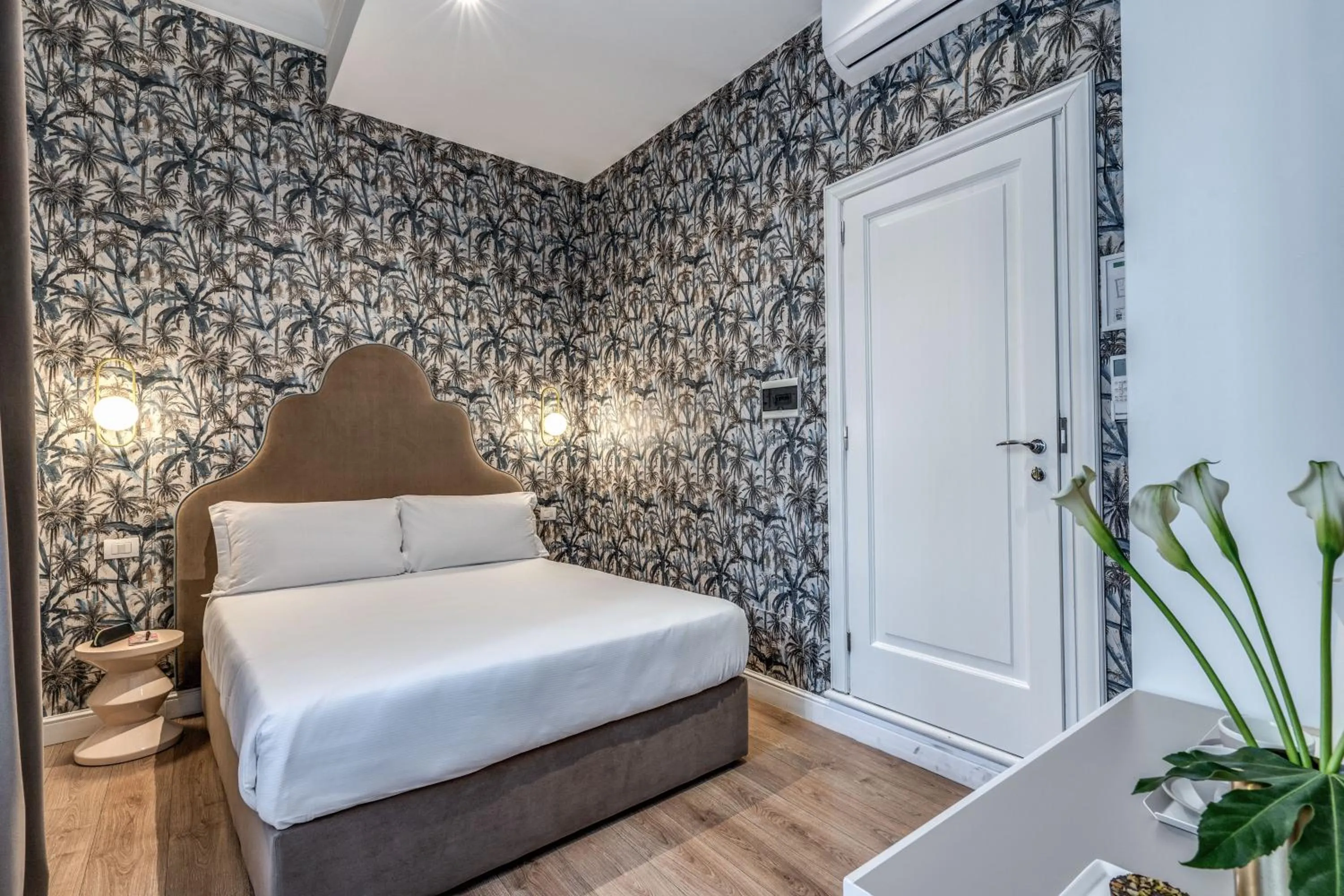 Bed in Townhouse Condotti 29