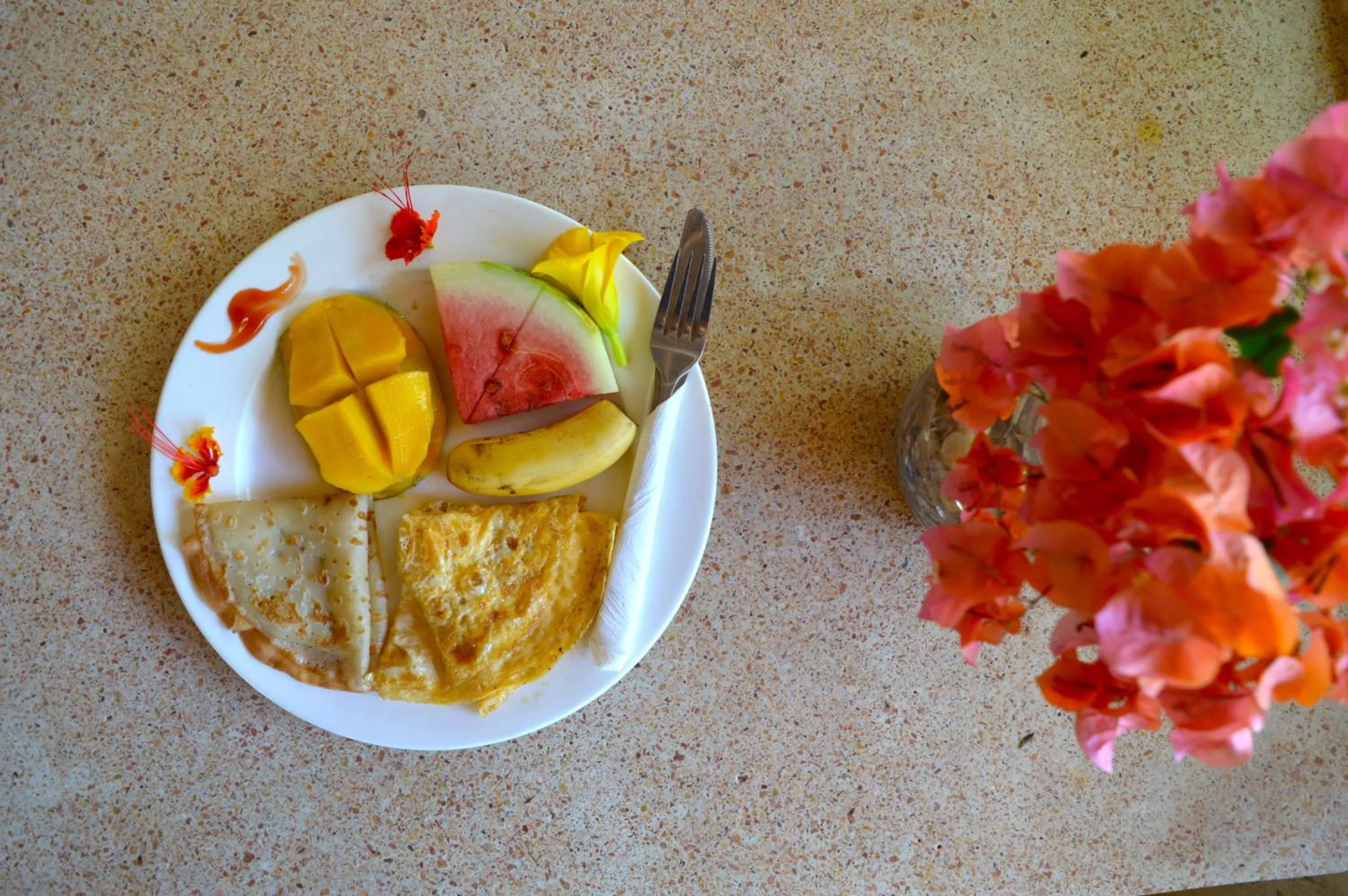 Breakfast in New Jambo Bungalows