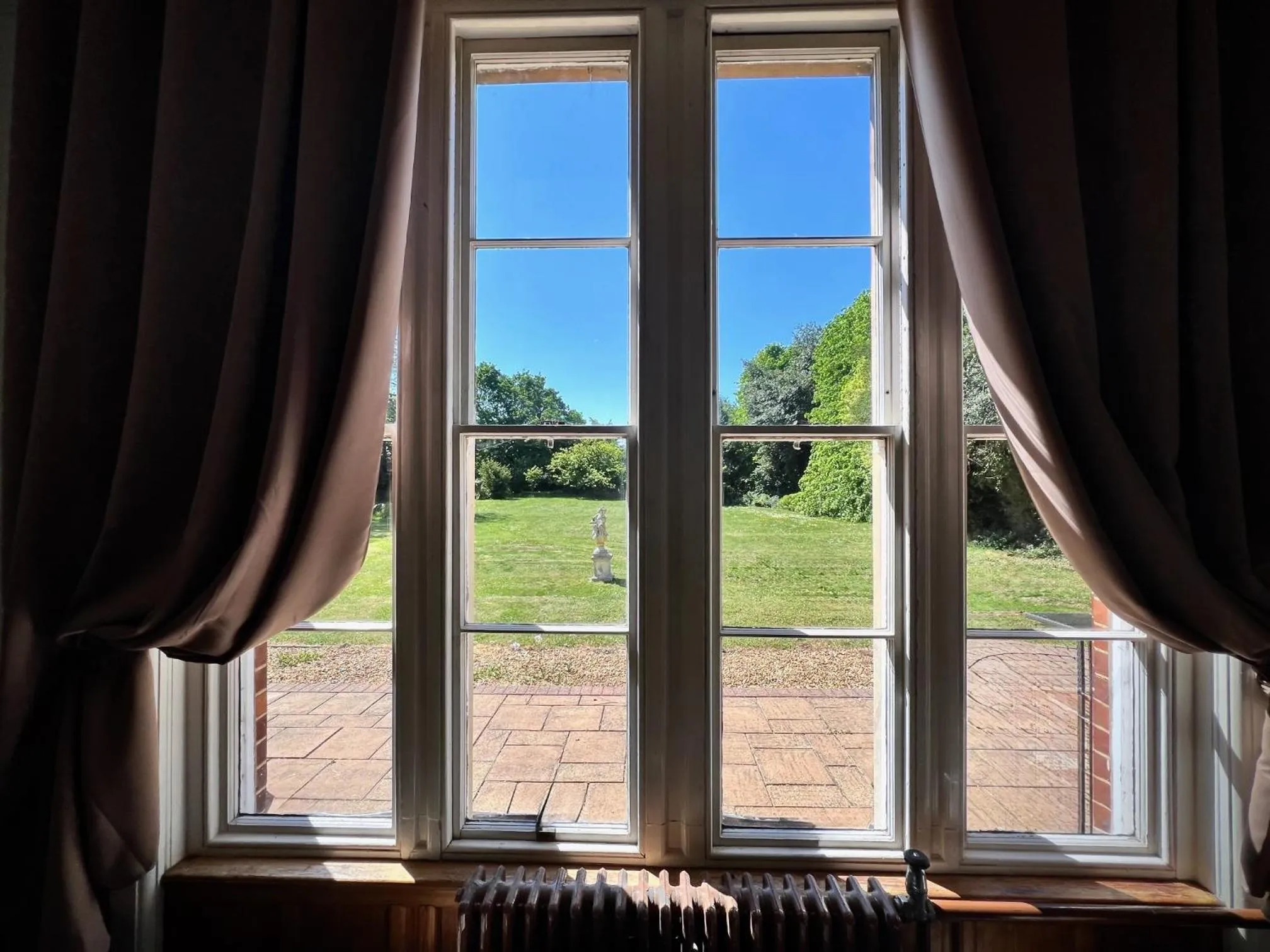 Living room in Willingham House