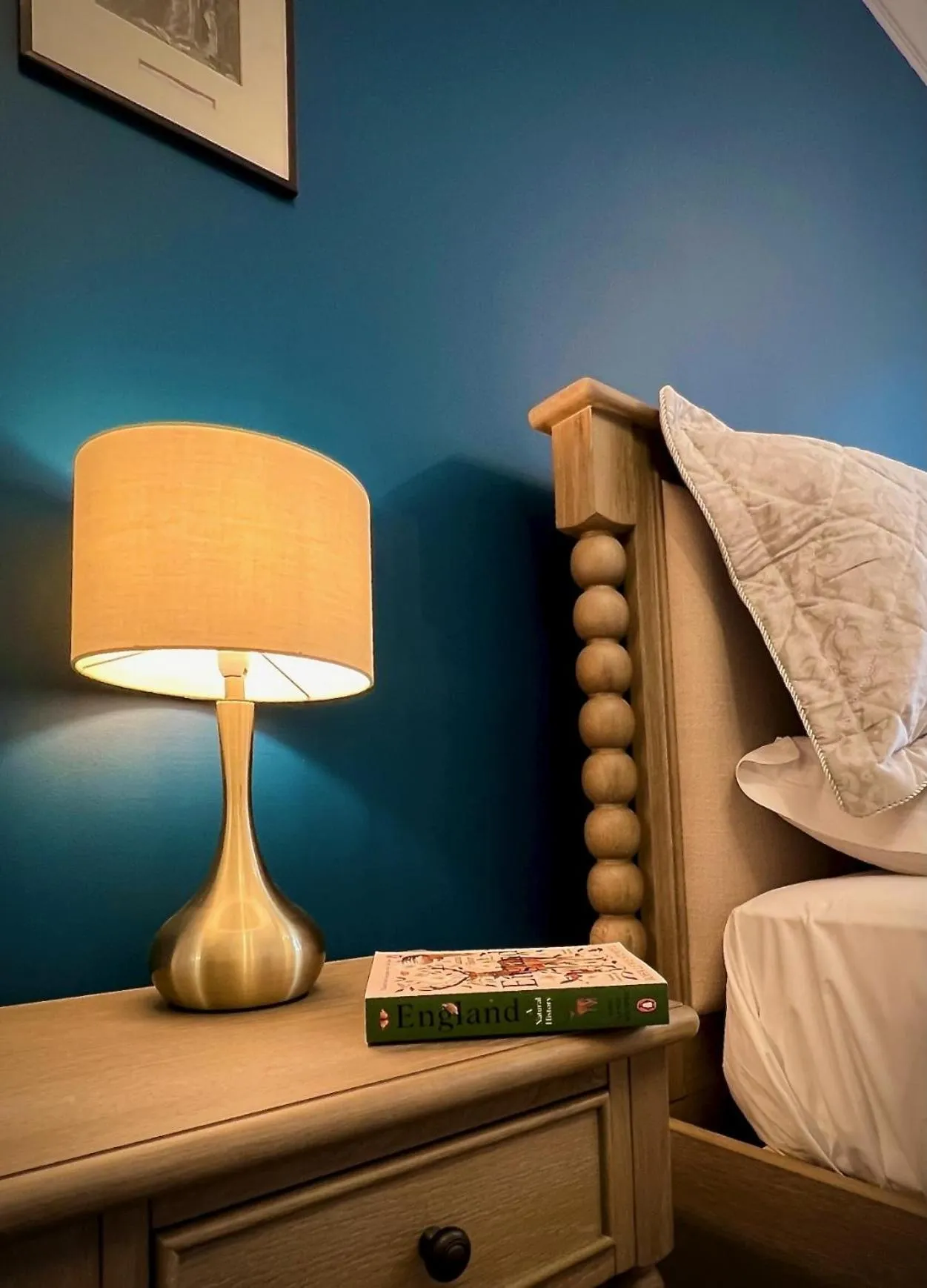 Bedroom, Bed in Willingham House