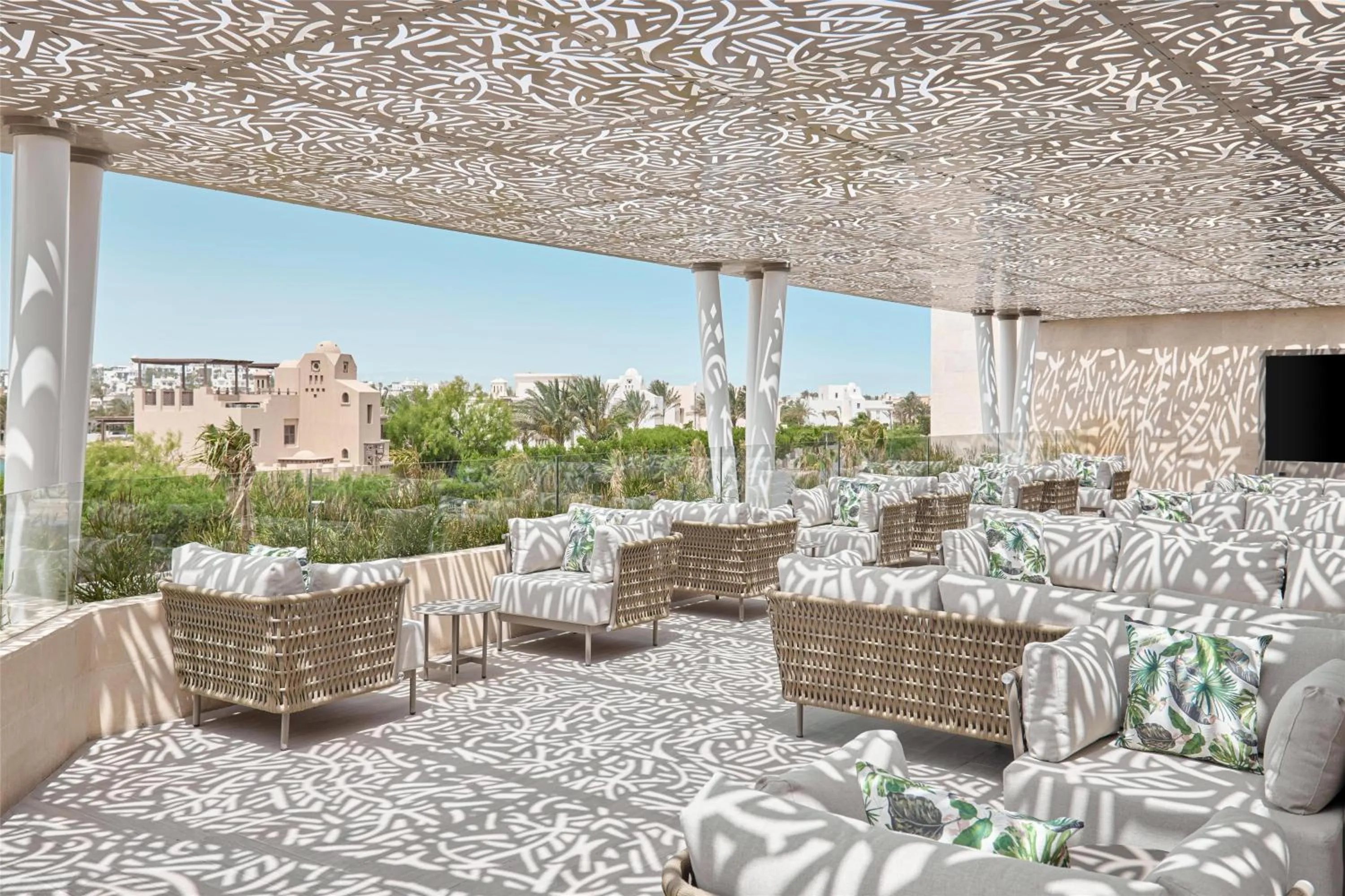 Communal lounge/ TV room in Doubletree By Hilton Mangroovy El Gouna Resort