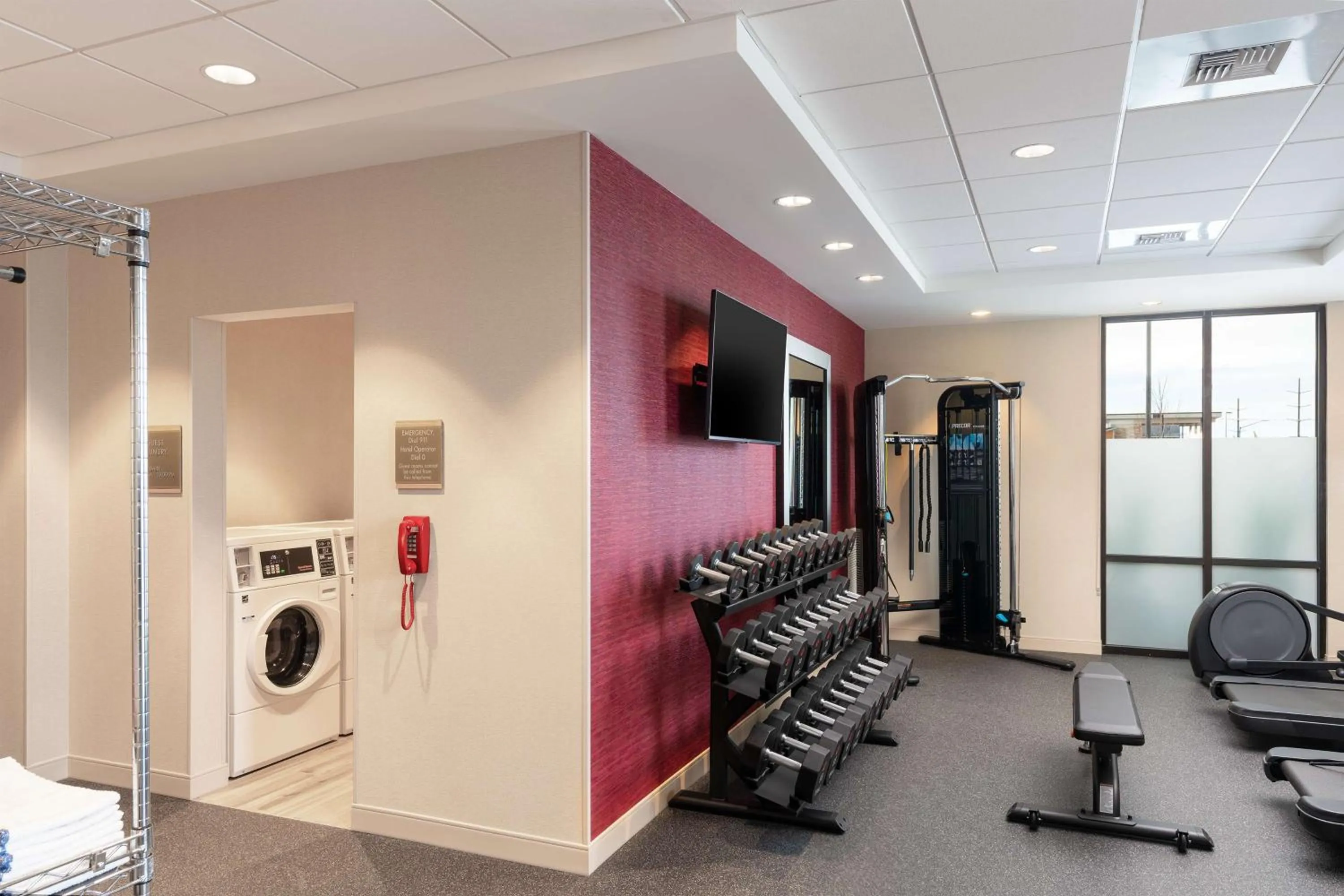 laundry in Home2 Suites by Hilton Bozeman Midtown