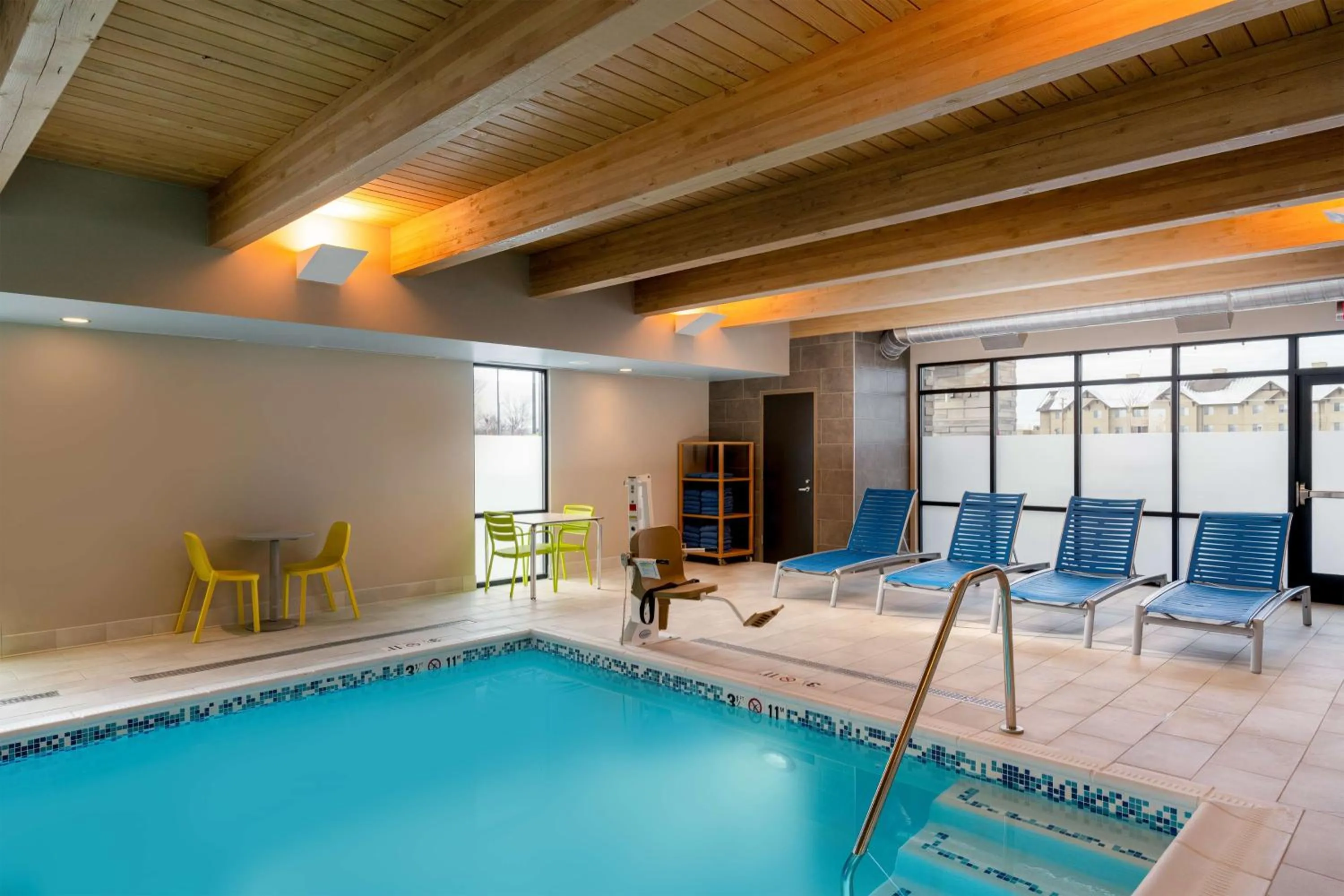 Pool view in Home2 Suites by Hilton Bozeman Midtown