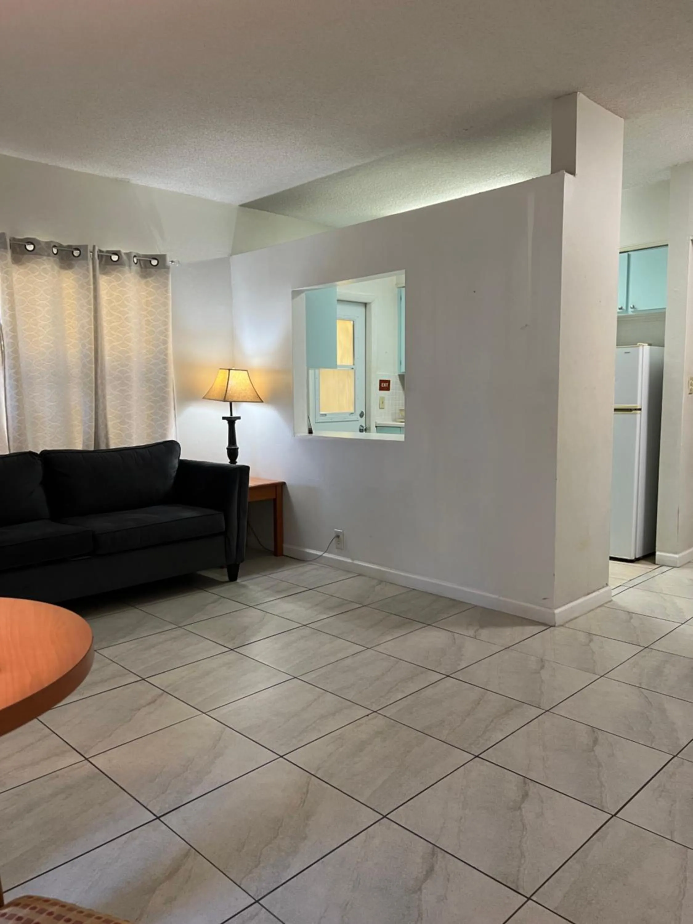 Living room in Dee Jay Beach Resort