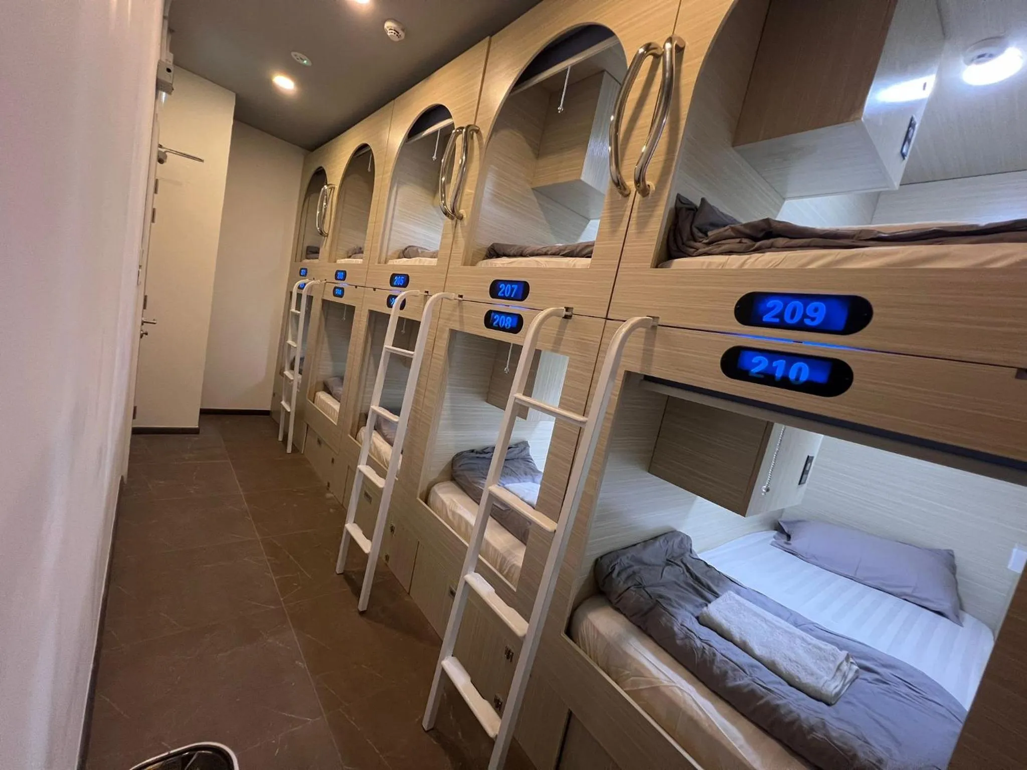 Bed in Coller Chinatown