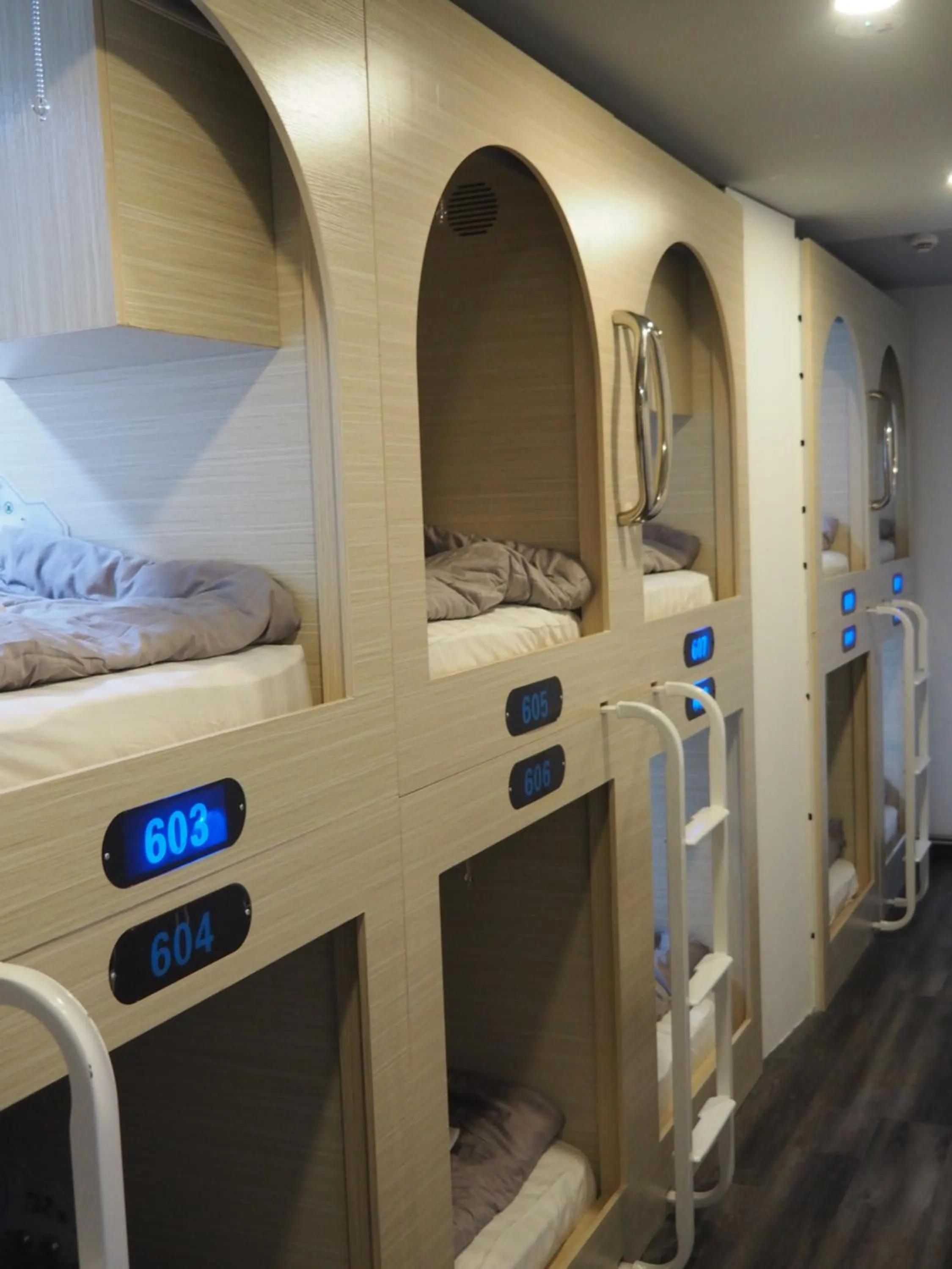 Bed in Coller Chinatown