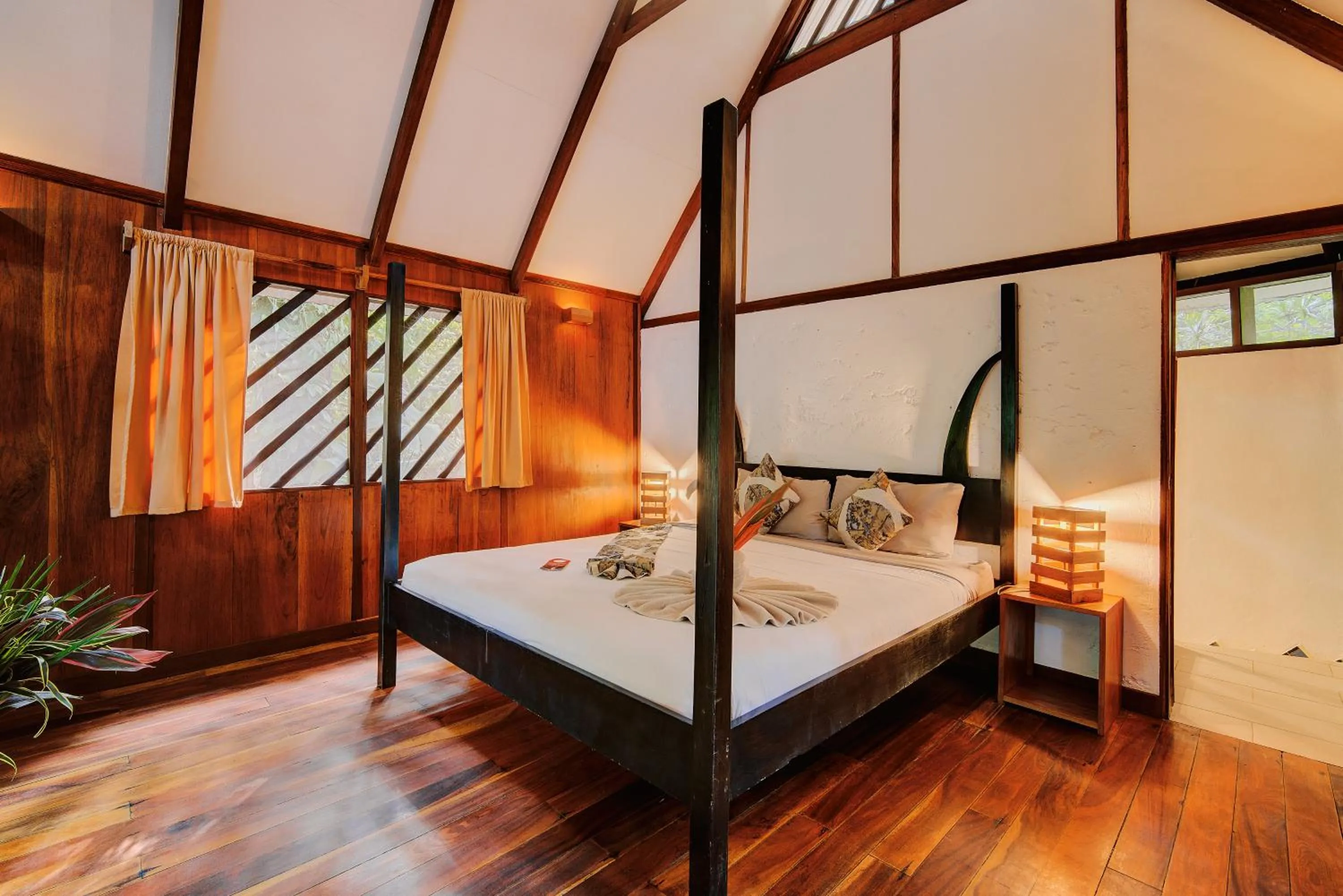 Bed in Hotel Shawandha Costa Rica