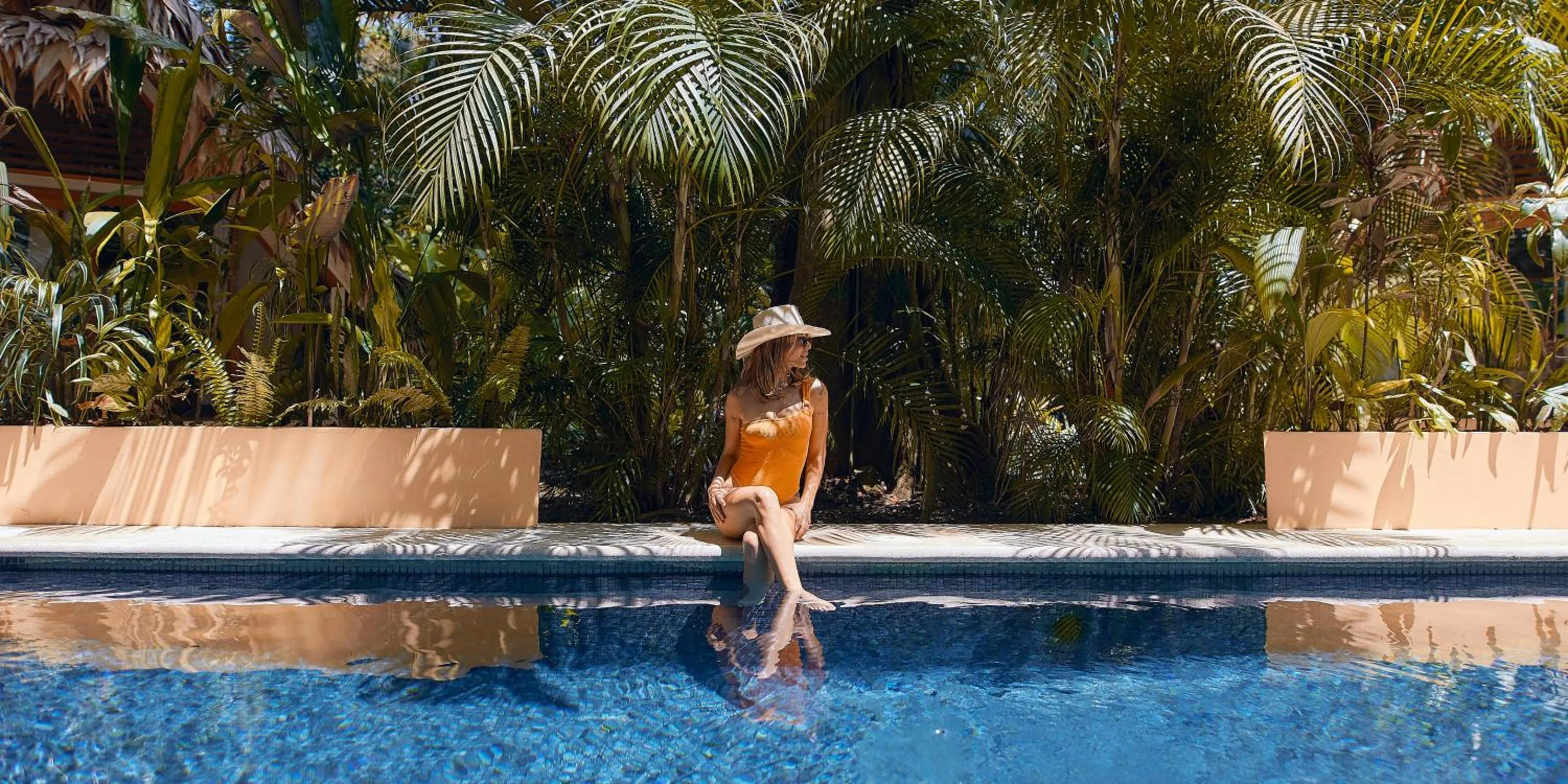 Swimming pool in Hotel Shawandha Costa Rica