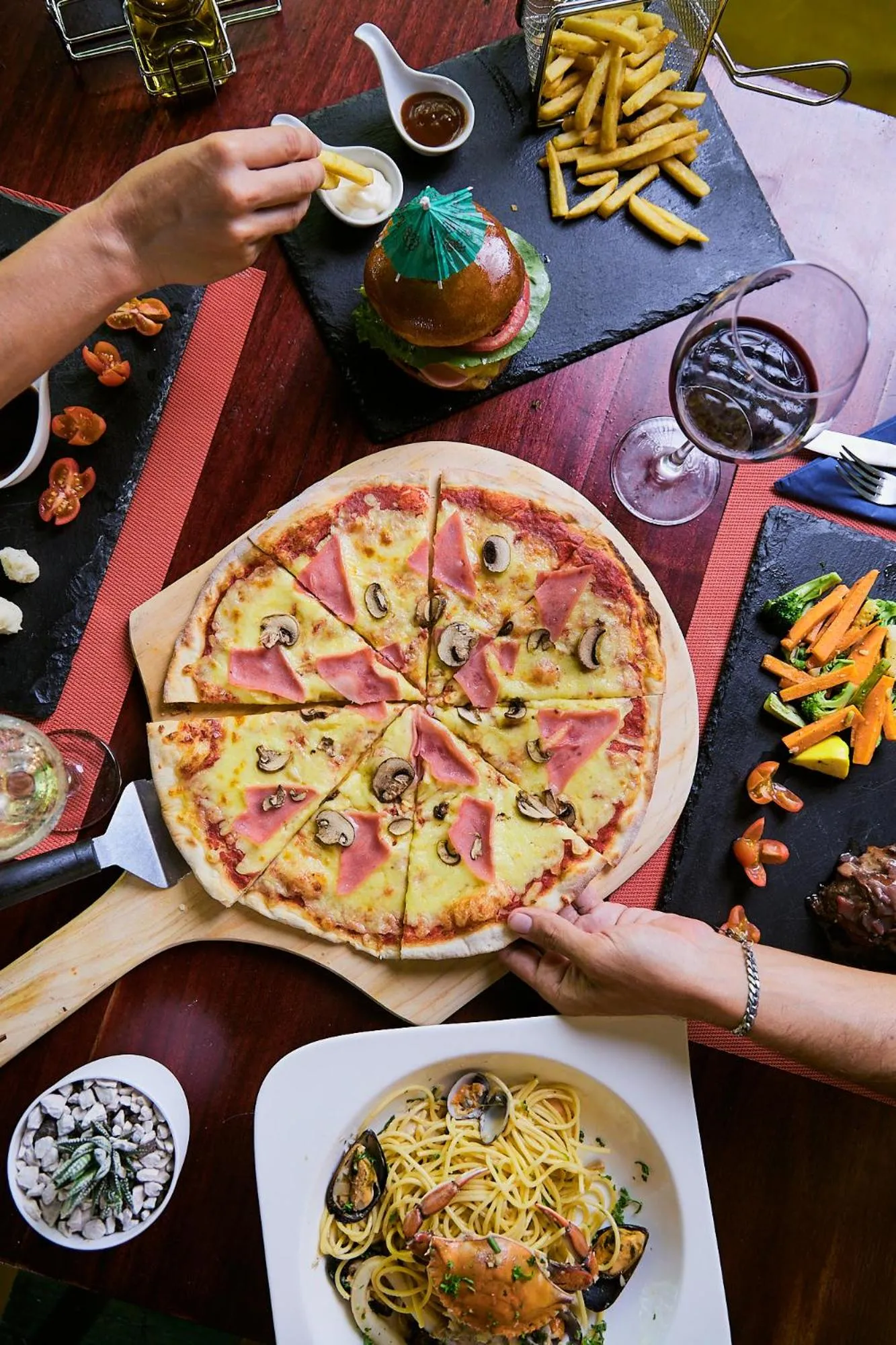 Restaurant/places to eat in Hotel Shawandha Costa Rica