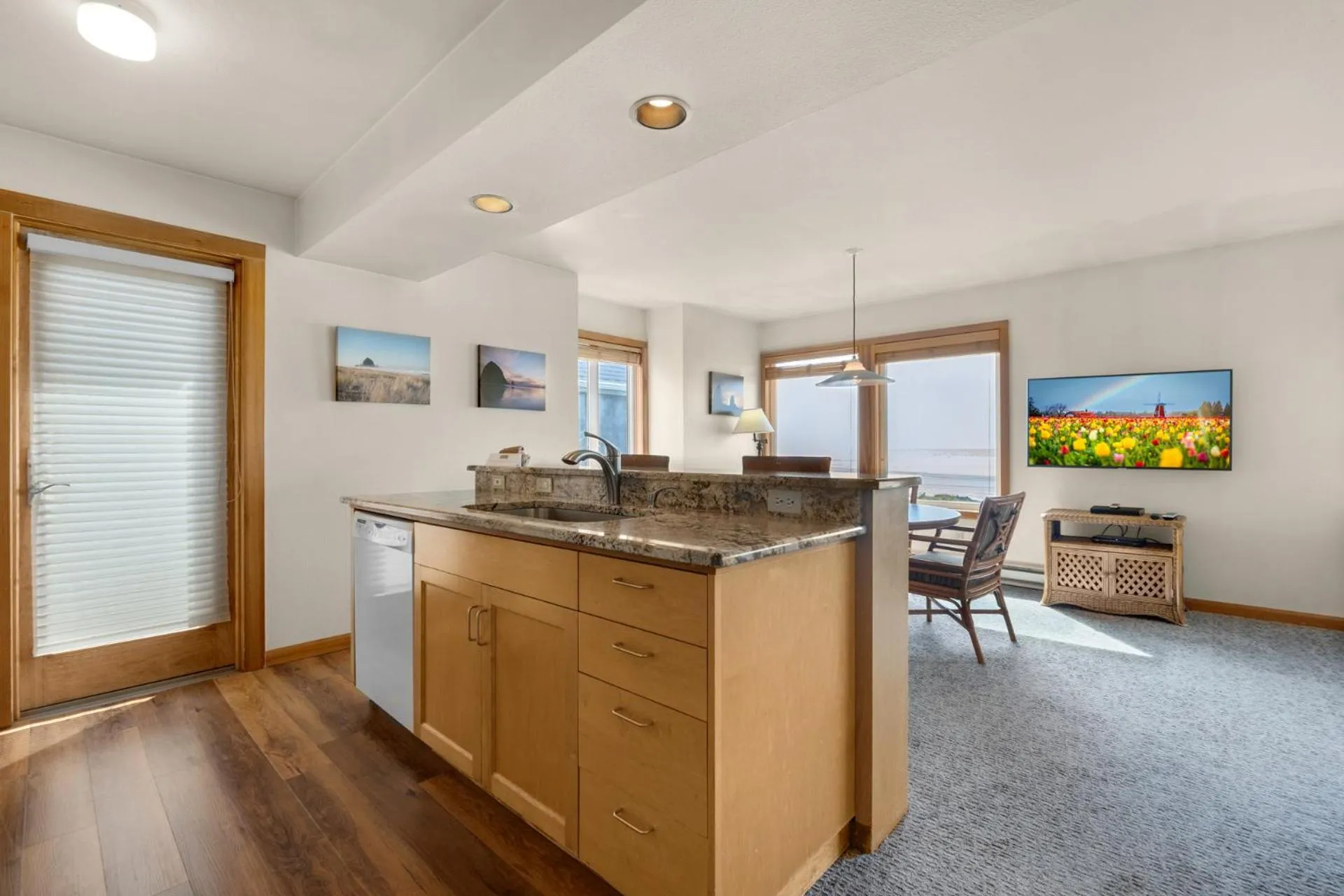 TV and multimedia in The Waves