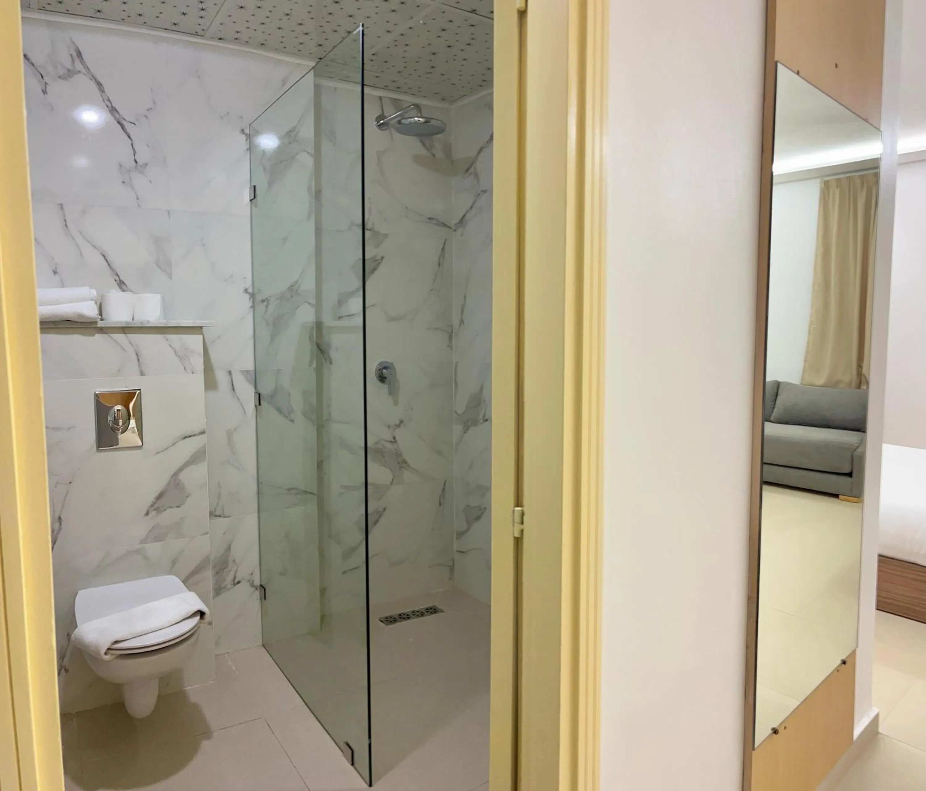 Shower in Hotel Anna Agadir