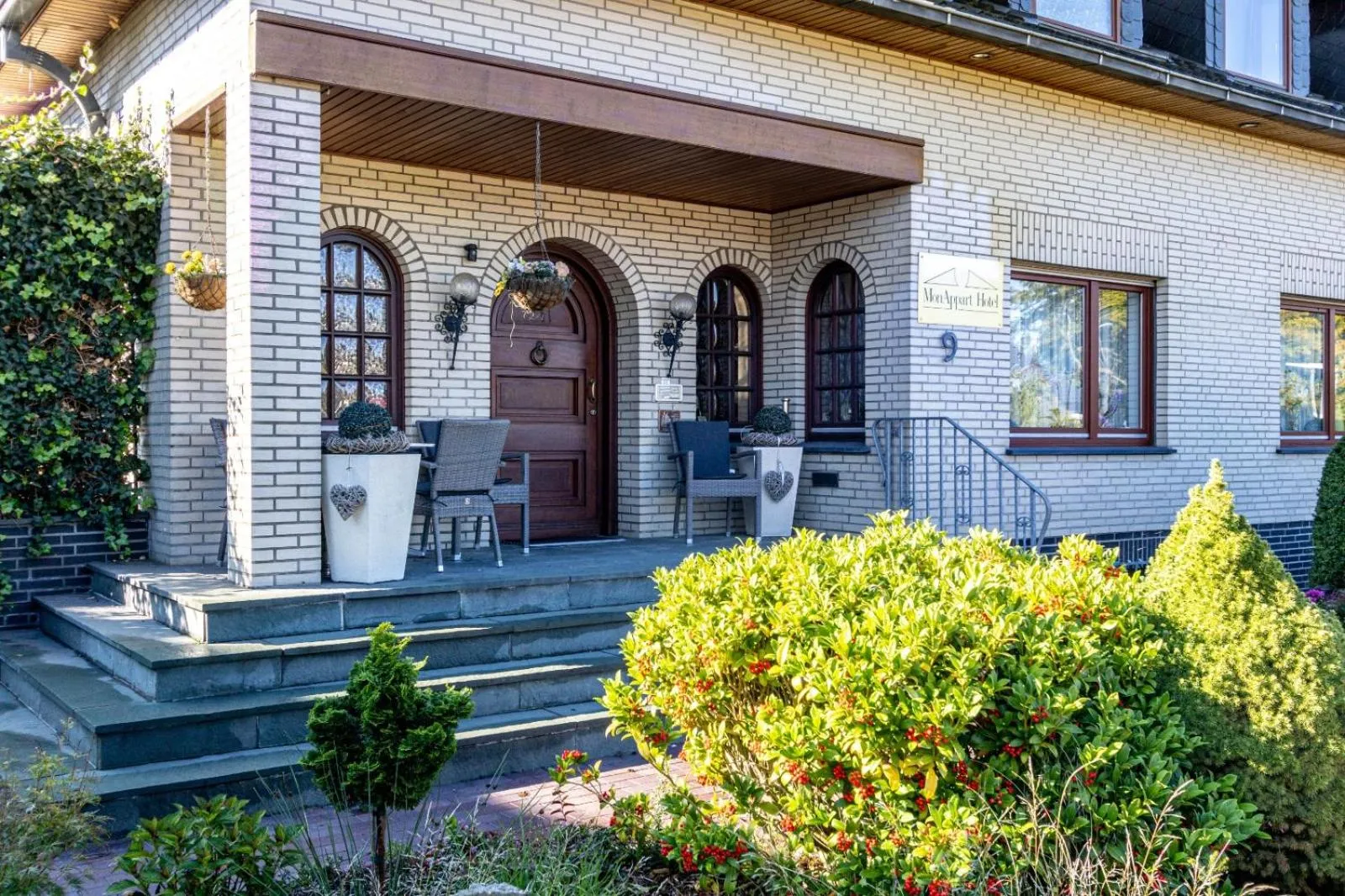 Facade/entrance in MonAppart Hotel