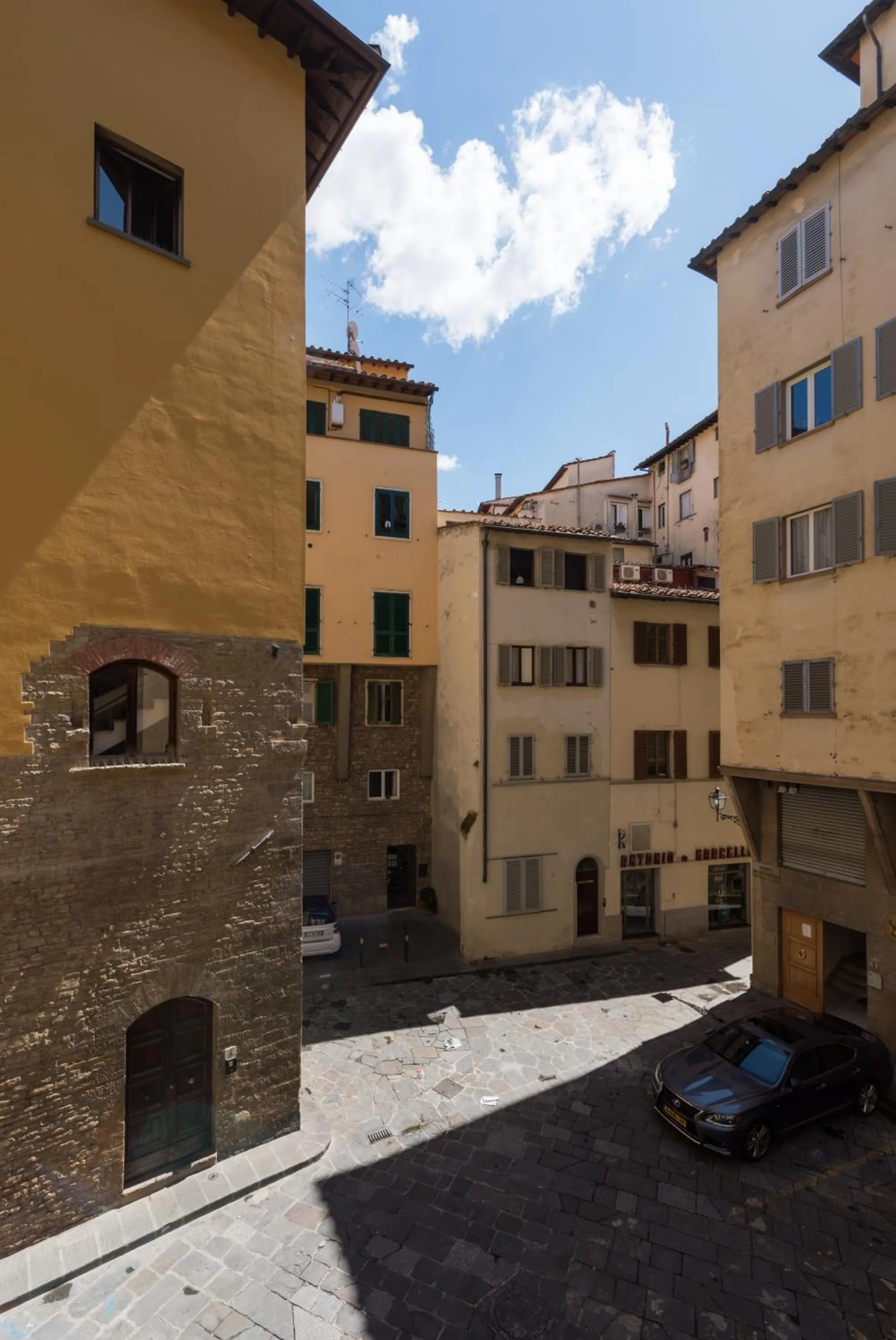 City view in Firenze Rentals Ponte Vecchio Flat