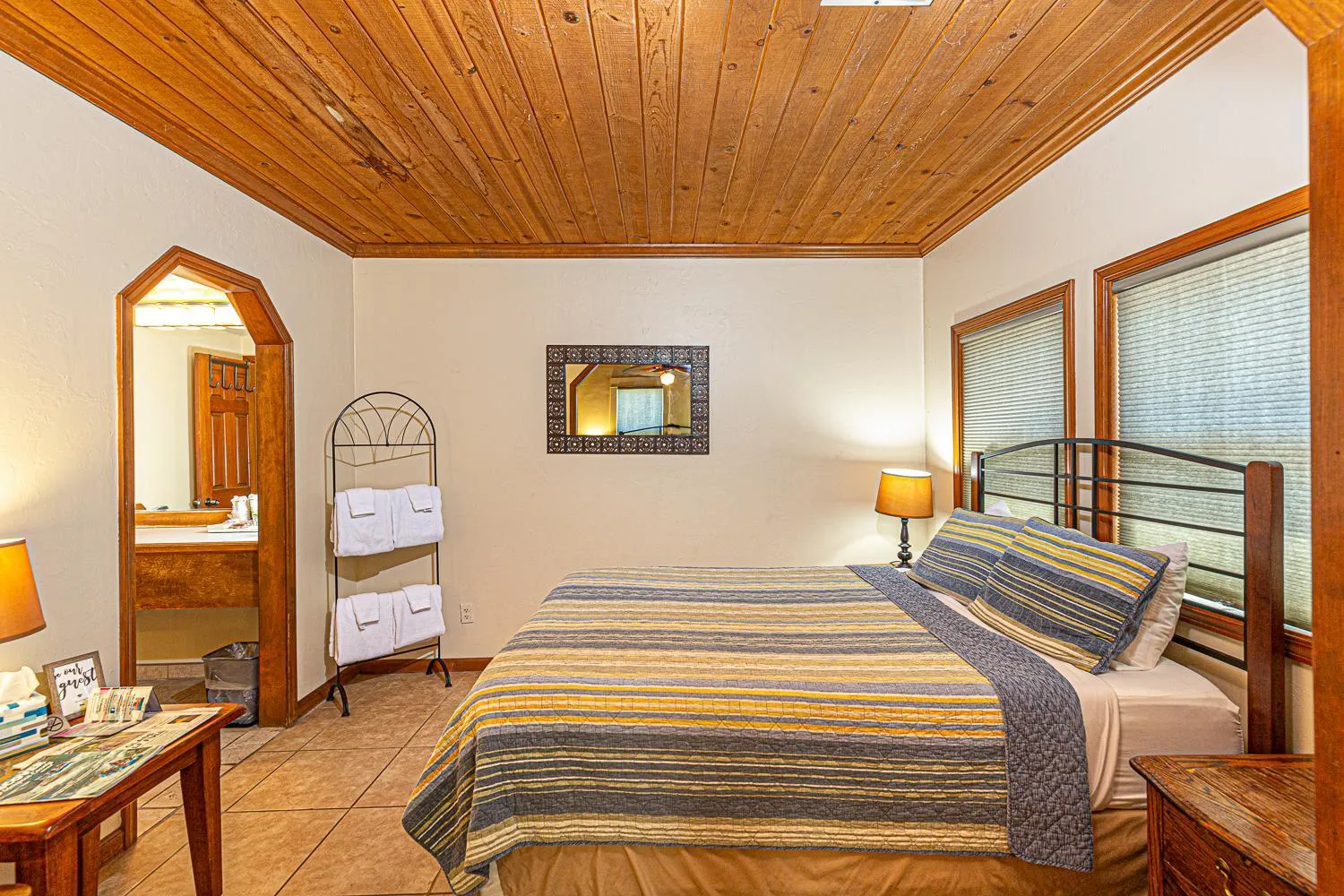 Bed in River Rock Inn