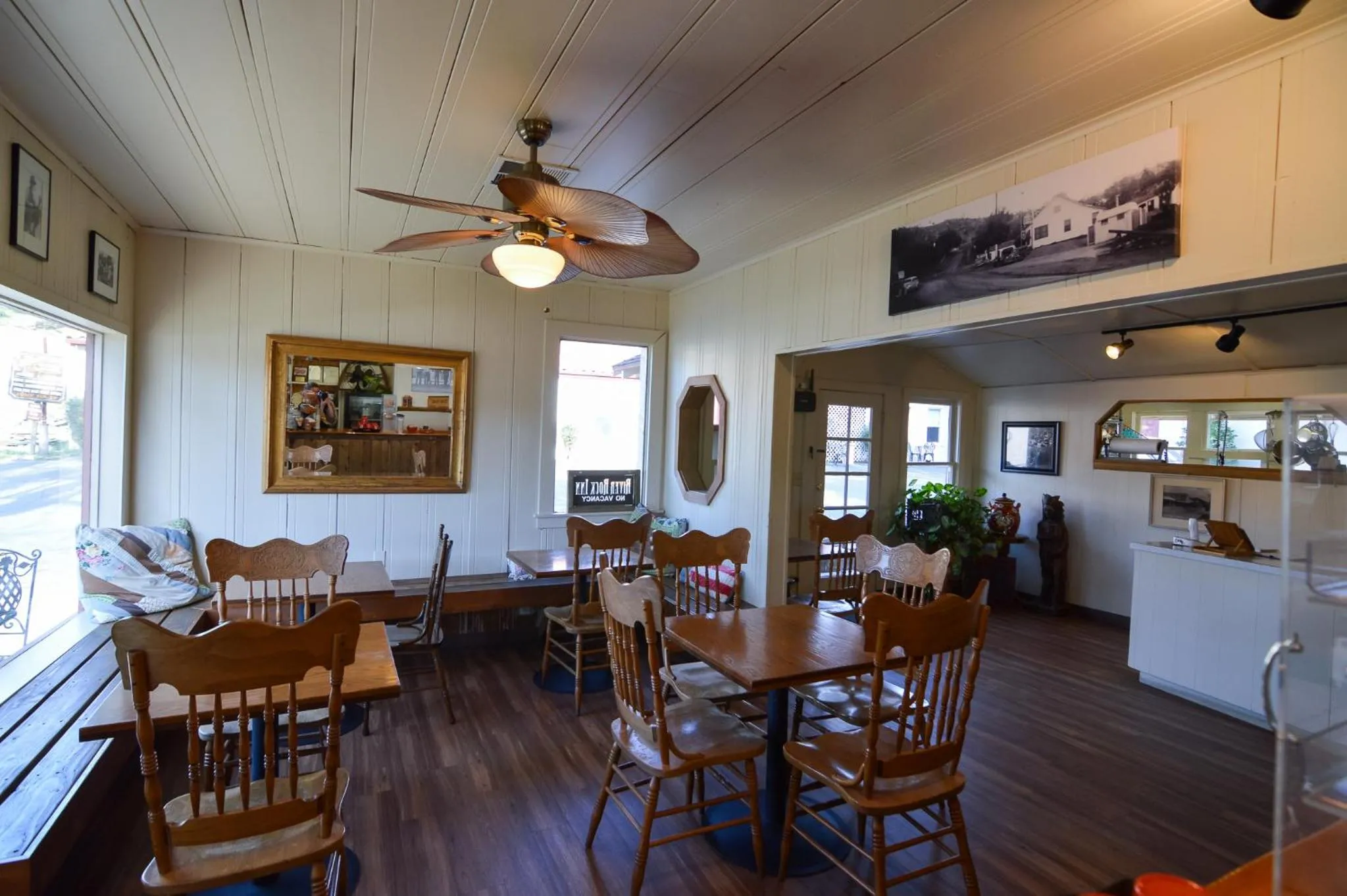 River Rock Inn