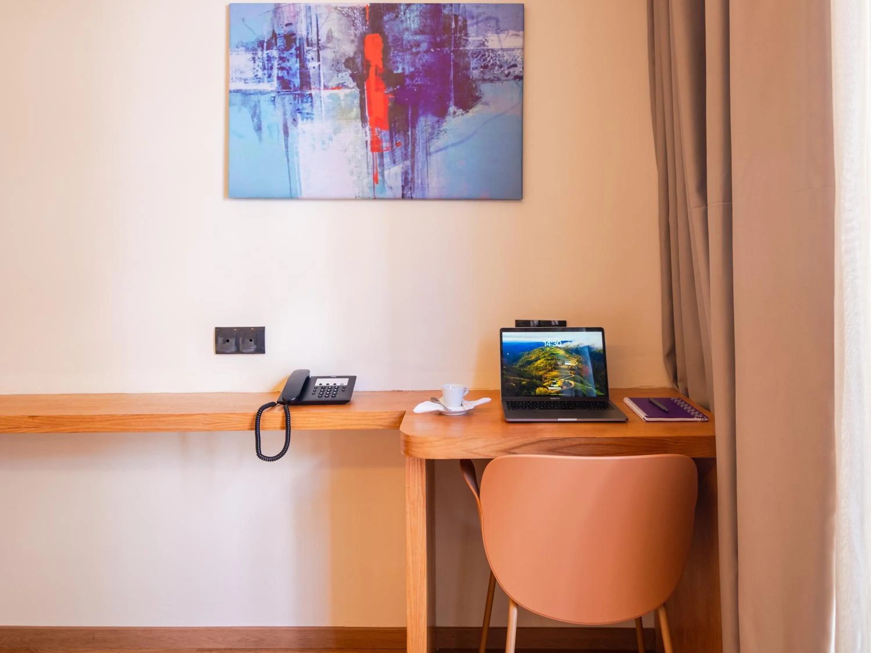 TV and multimedia in Unico Hotel Maarif