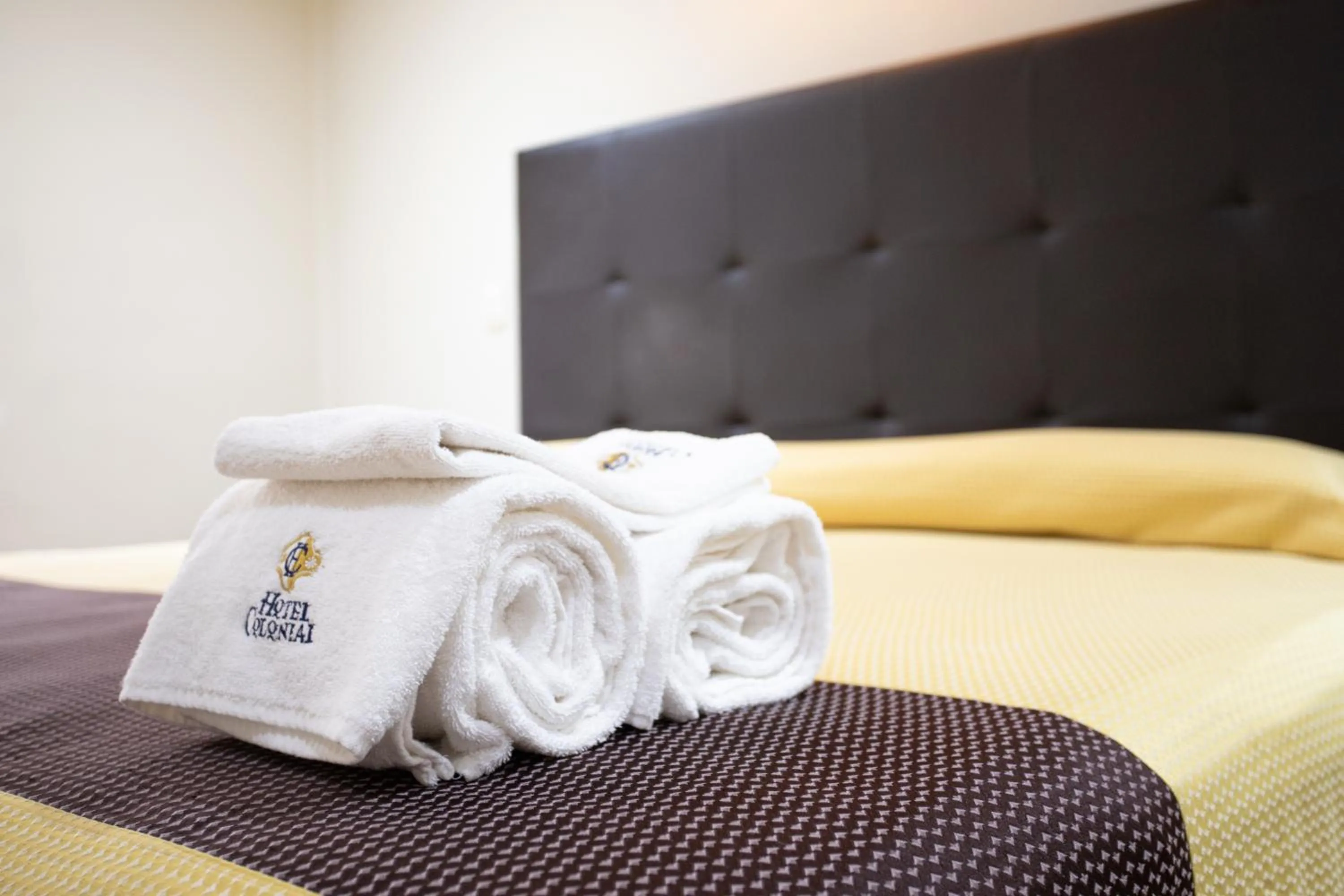 towels, Bed in Hotel Colonial