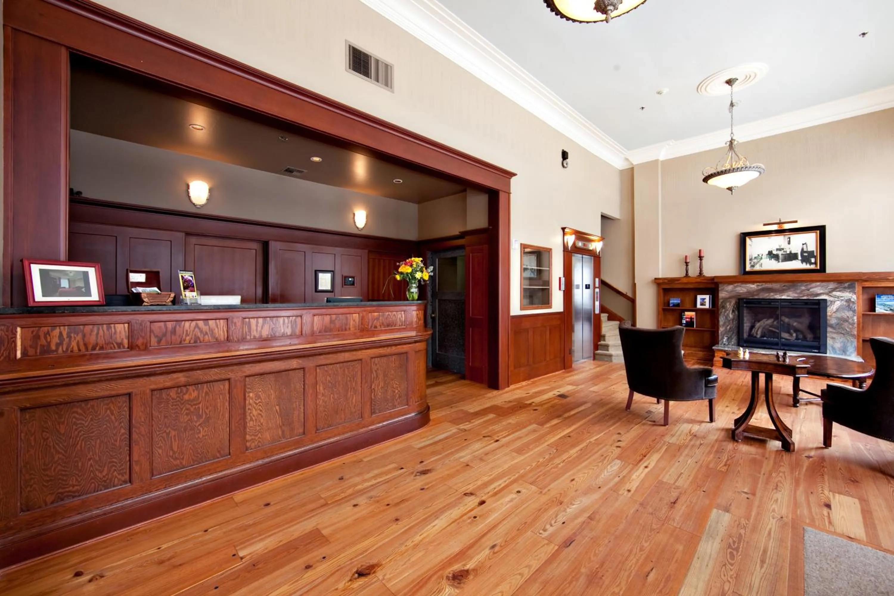 Lobby or reception in Hotel Elliott