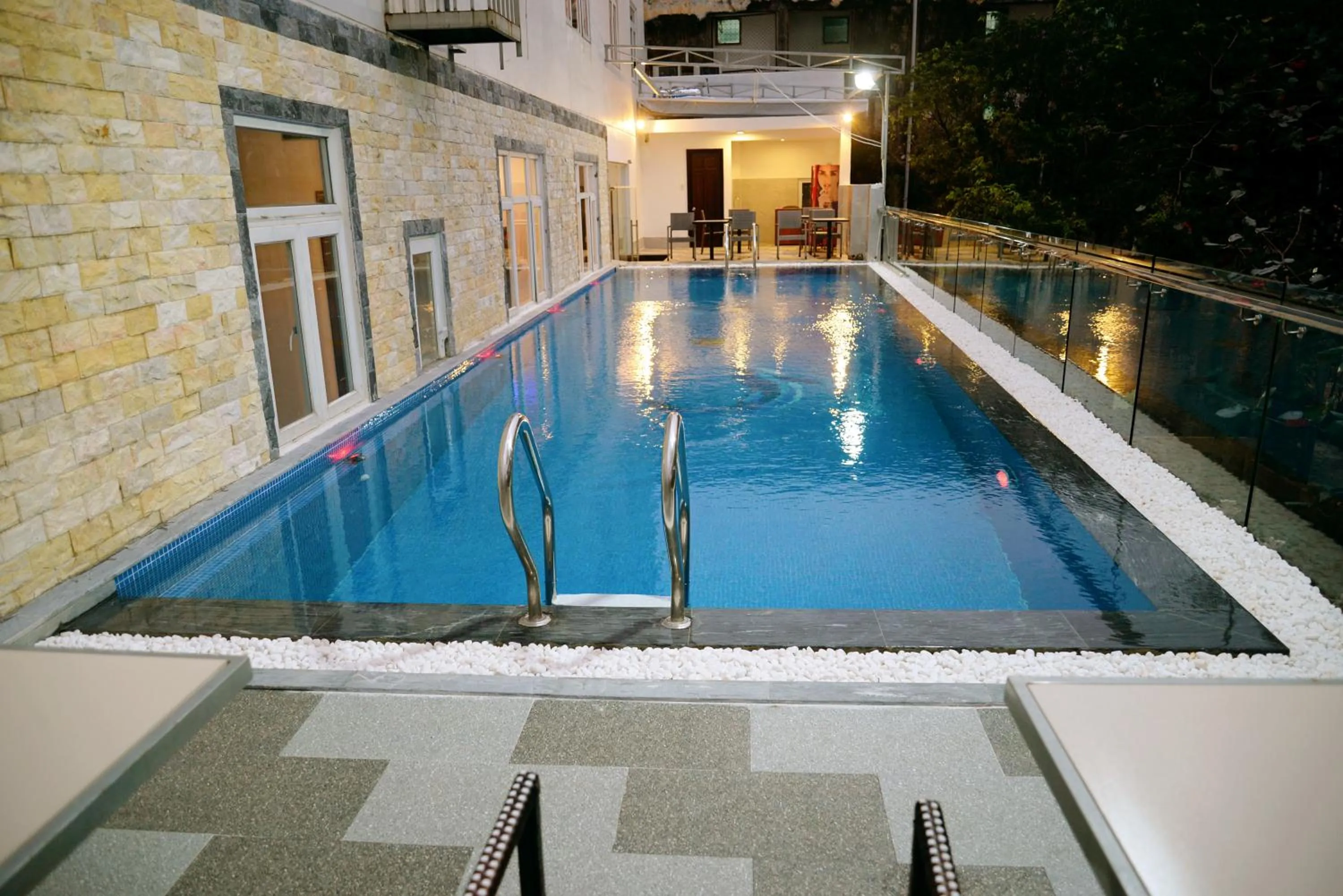 Swimming pool in Night Sky Hotel