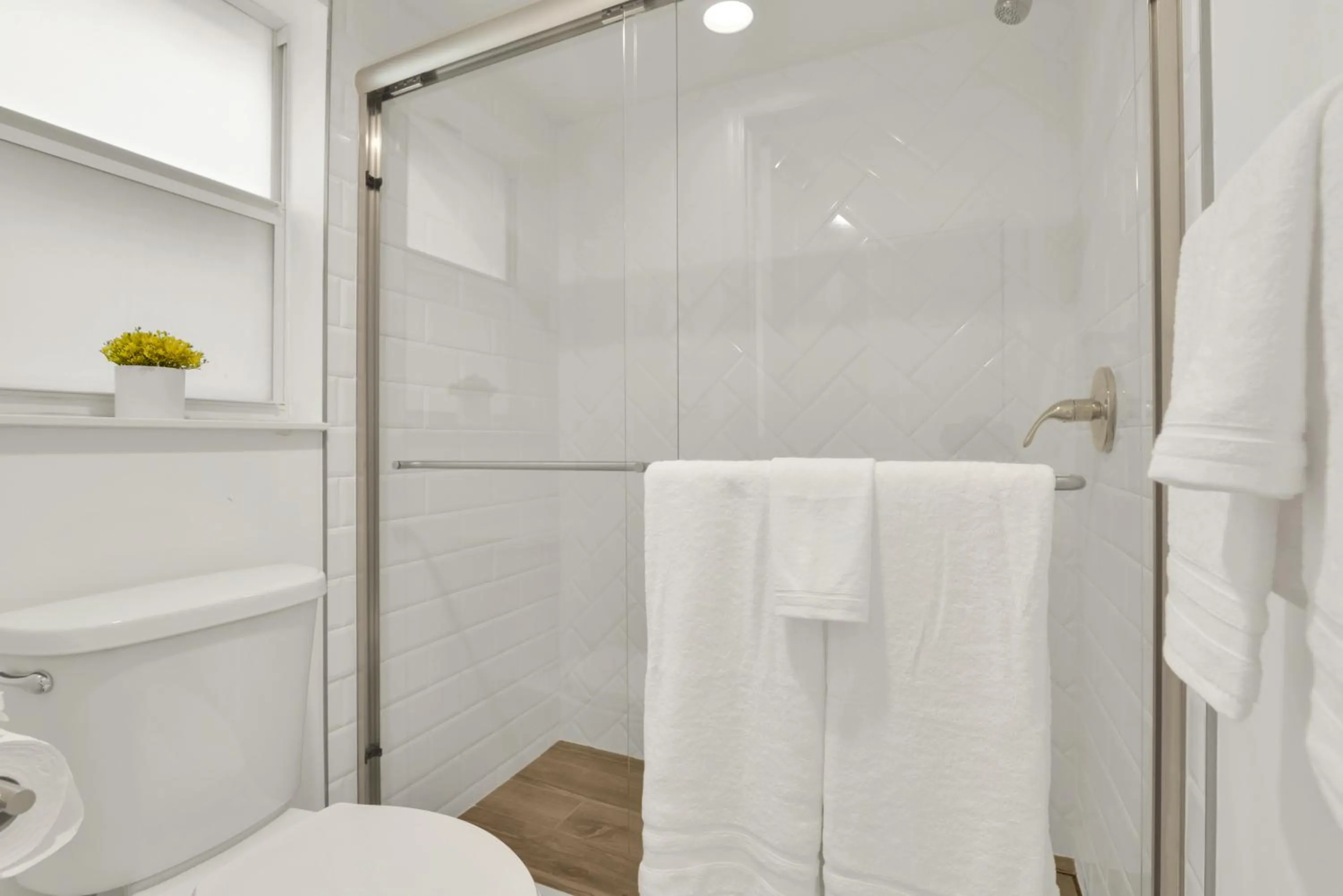 Shower in The Shores Hotel