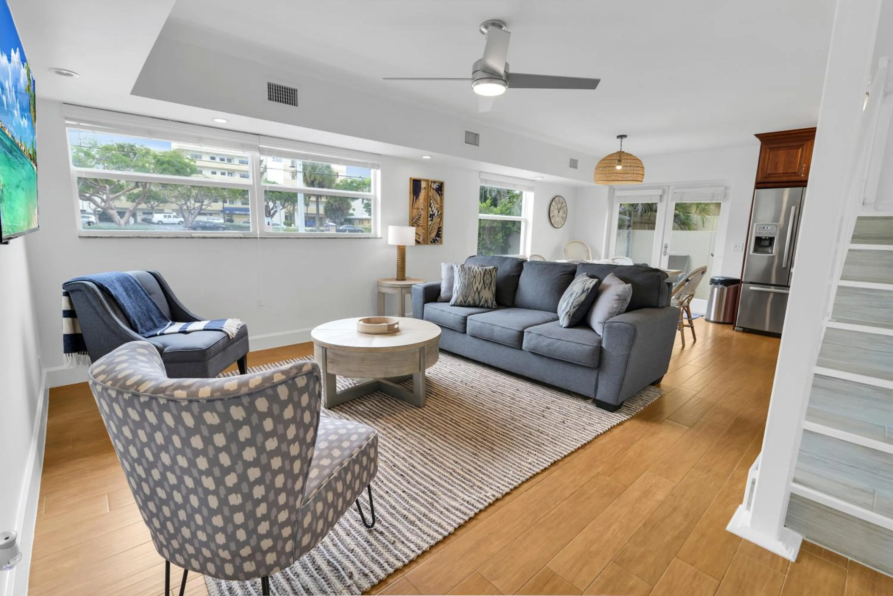 Living room in The Shores Hotel