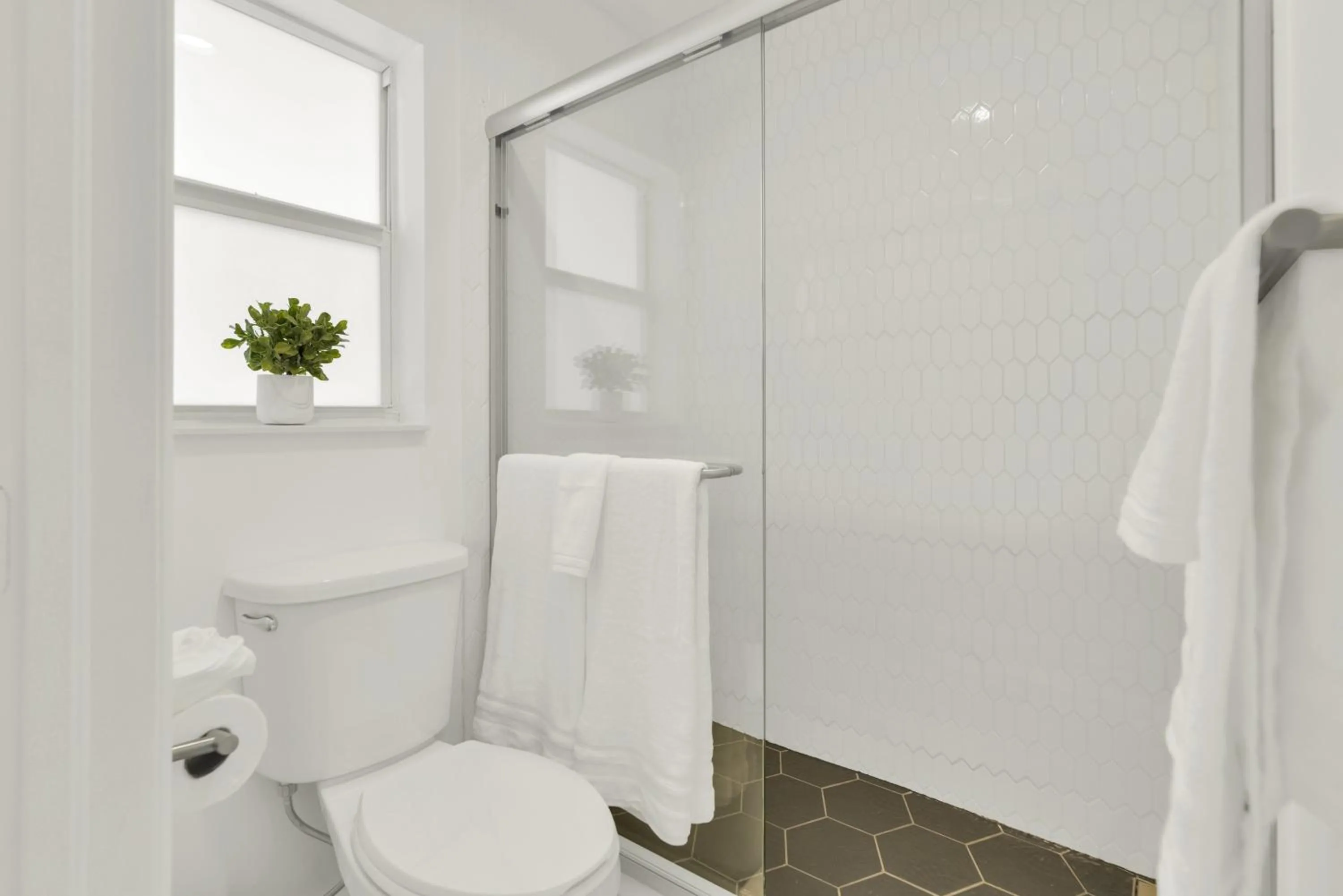 Bathroom in The Shores Hotel