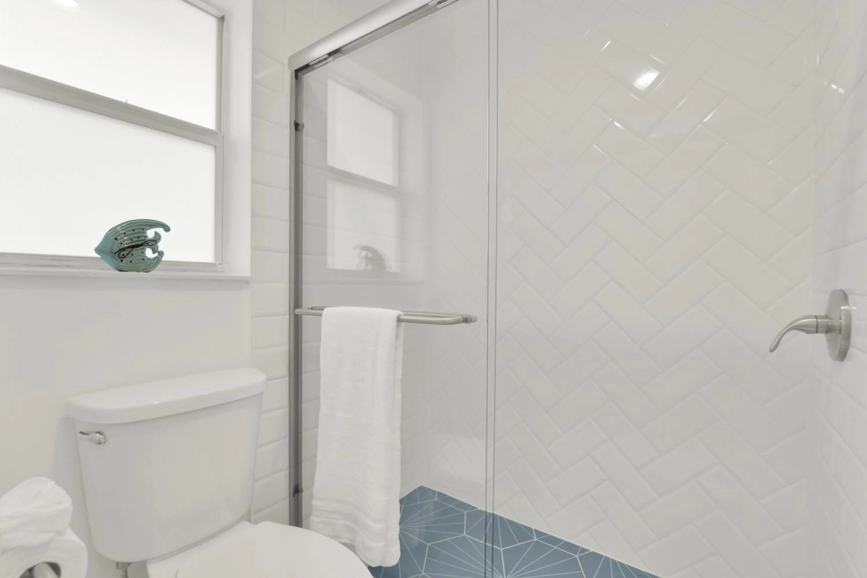 Shower in The Shores Hotel