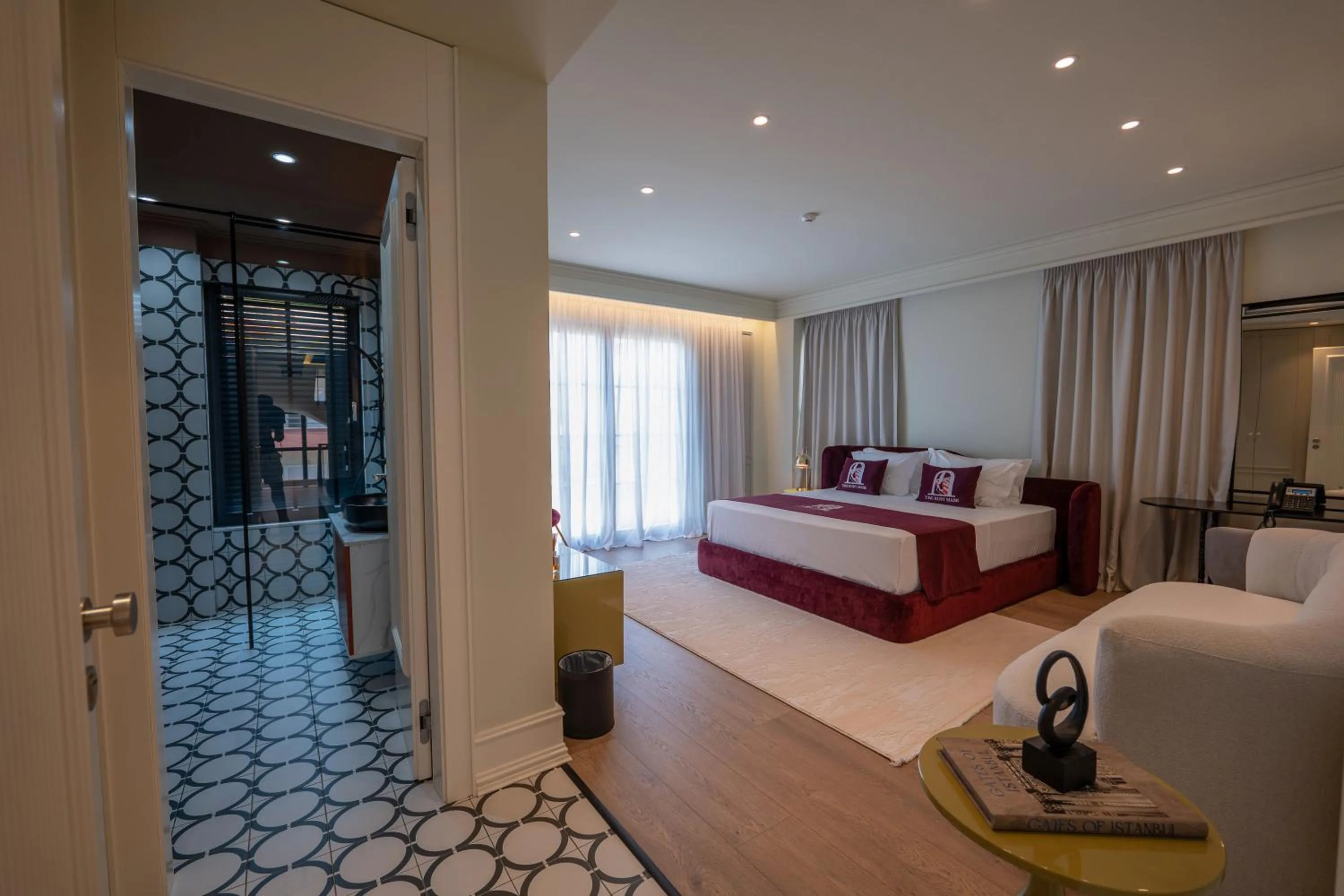 The Collector Hotel Boutique