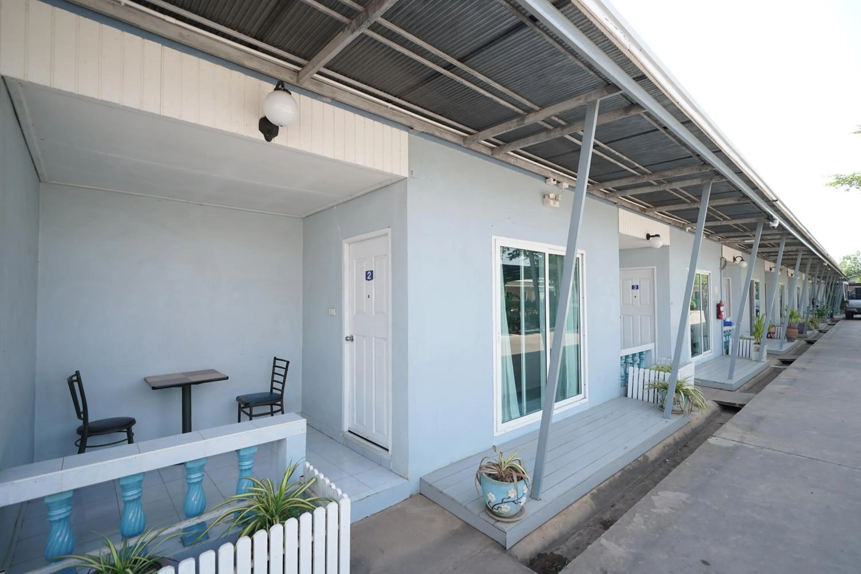 Property building in Baan Sabuy Jung