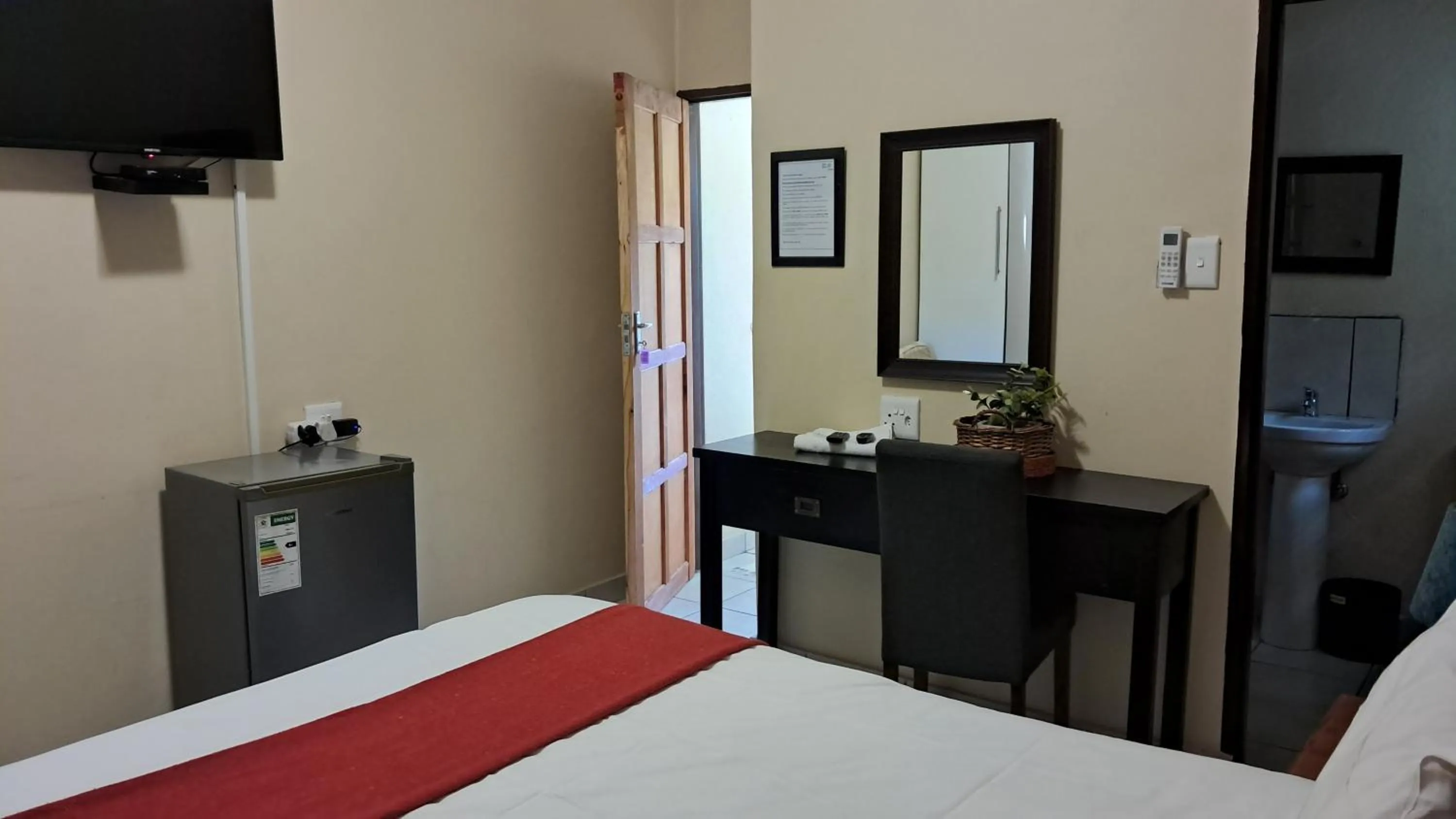 View (from property/room), Bed in Sand River Cottages