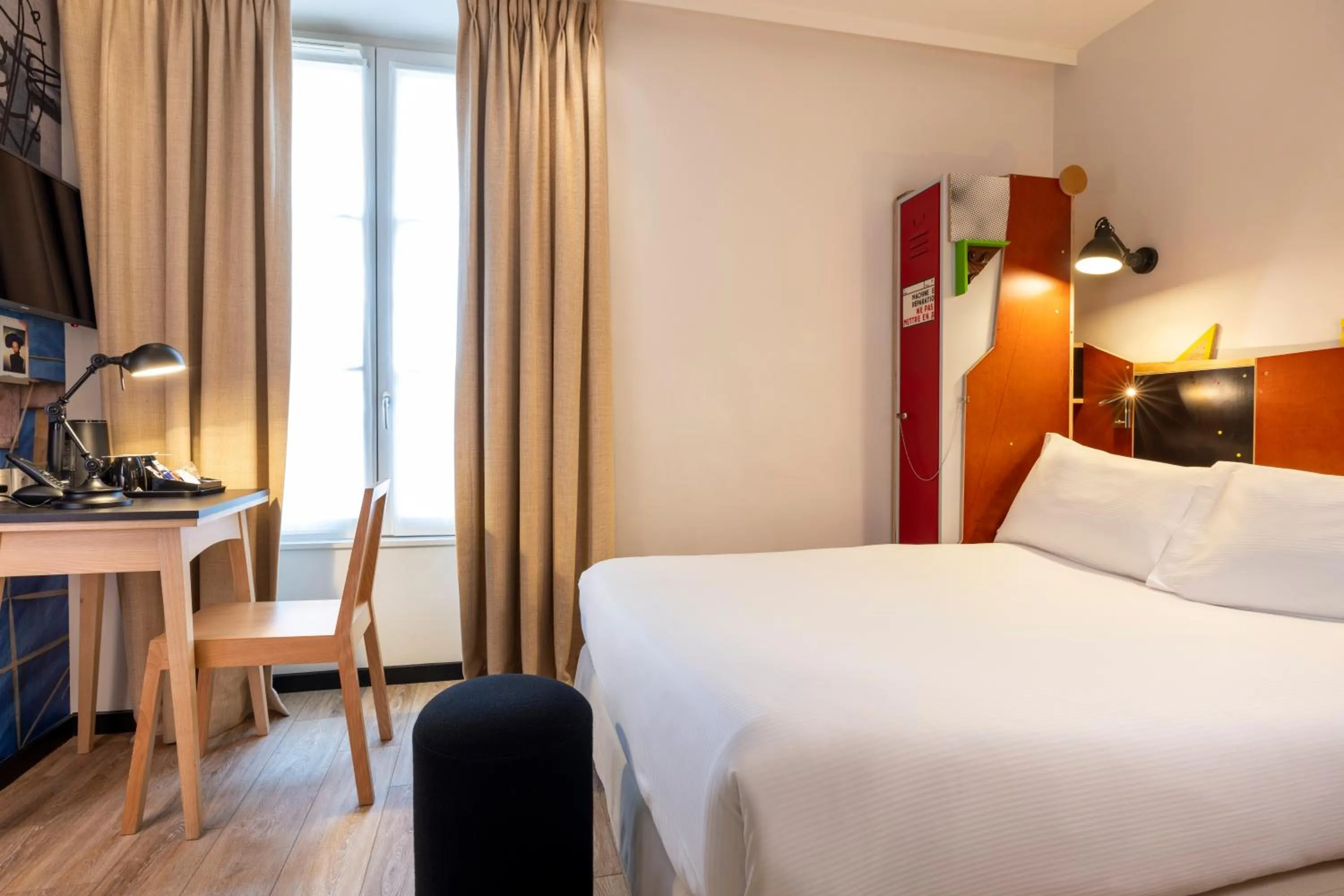 Bed in Hotel L’Antoine