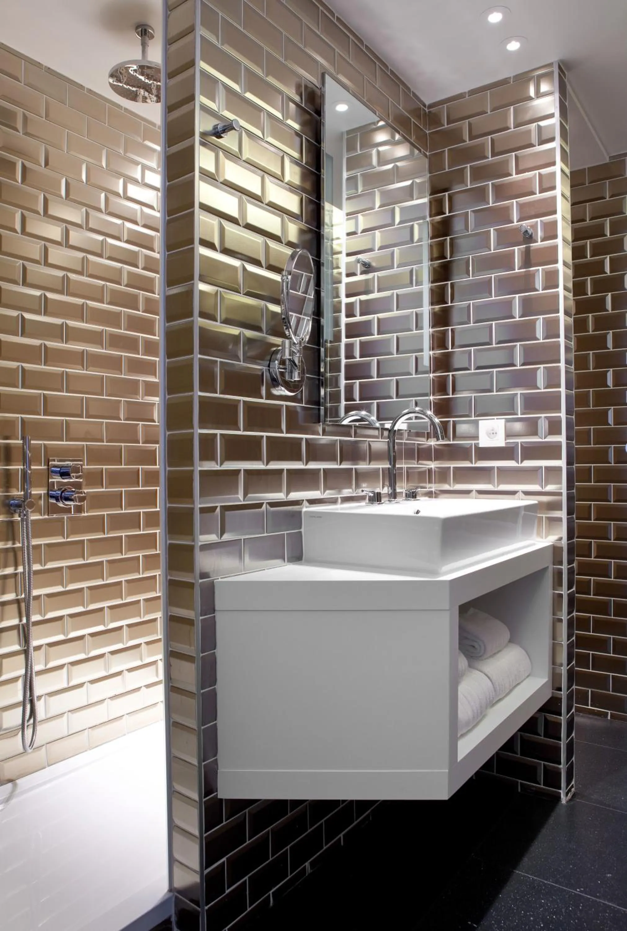 Bathroom in Hotel L’Antoine