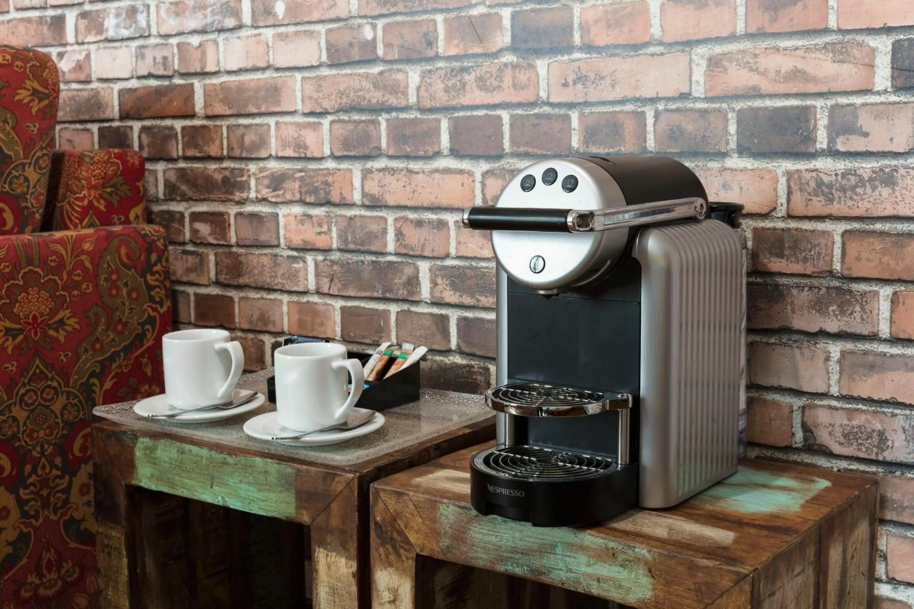 Coffee/tea facilities in Hotel L’Antoine