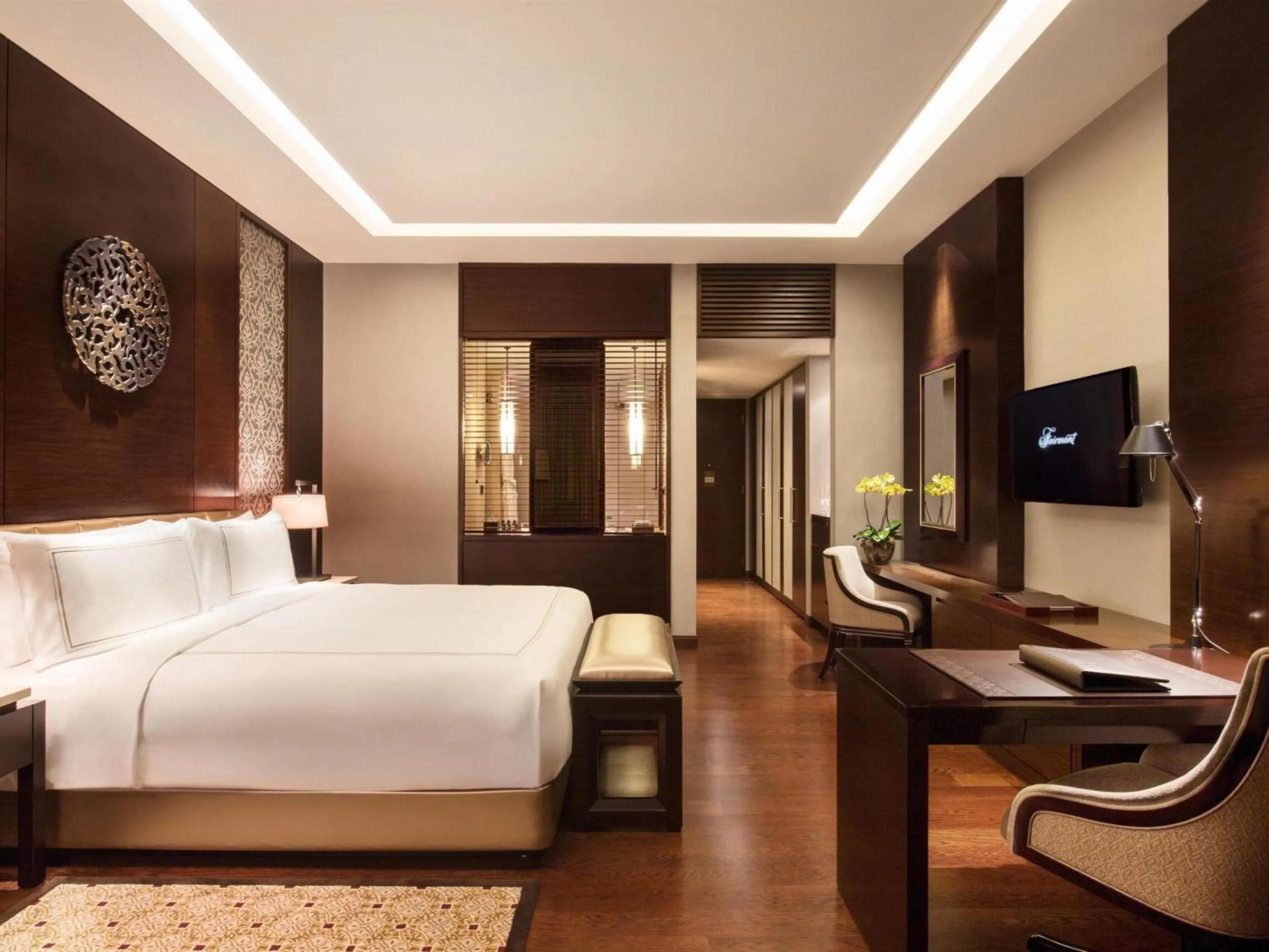 Bedroom, Bed in Fairmont Jakarta