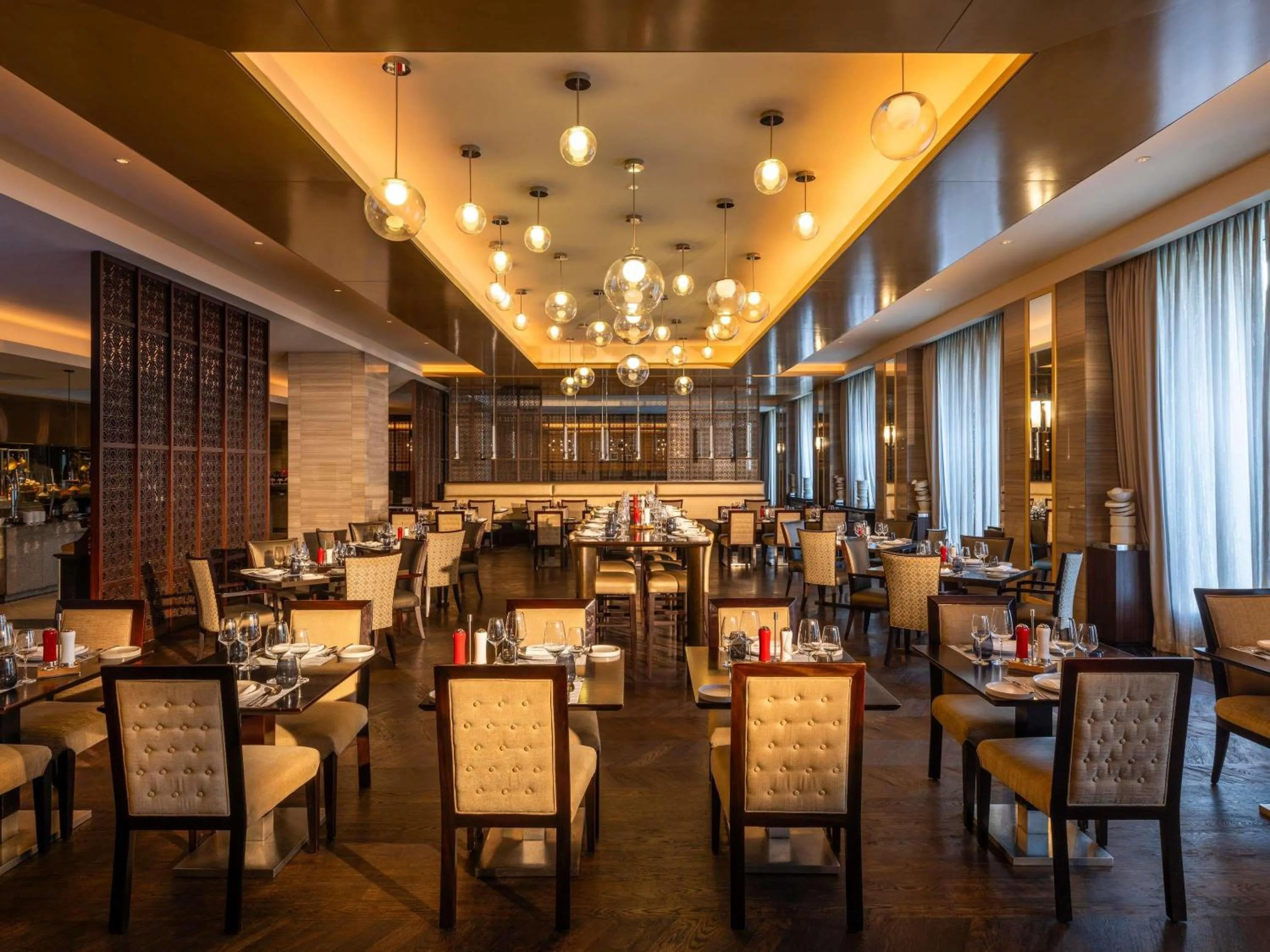 Restaurant/places to eat in Fairmont Jakarta