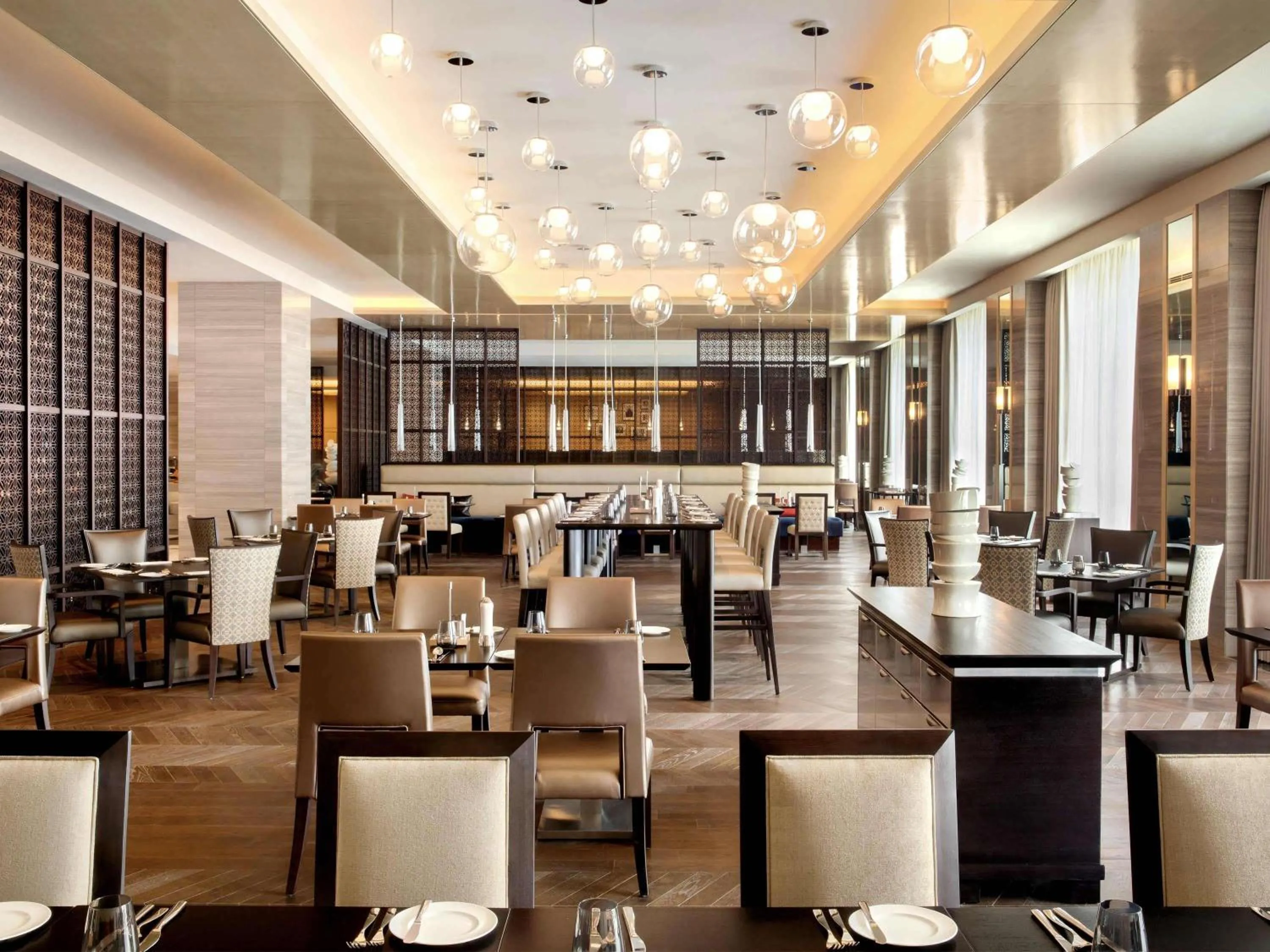 Restaurant/places to eat in Fairmont Jakarta