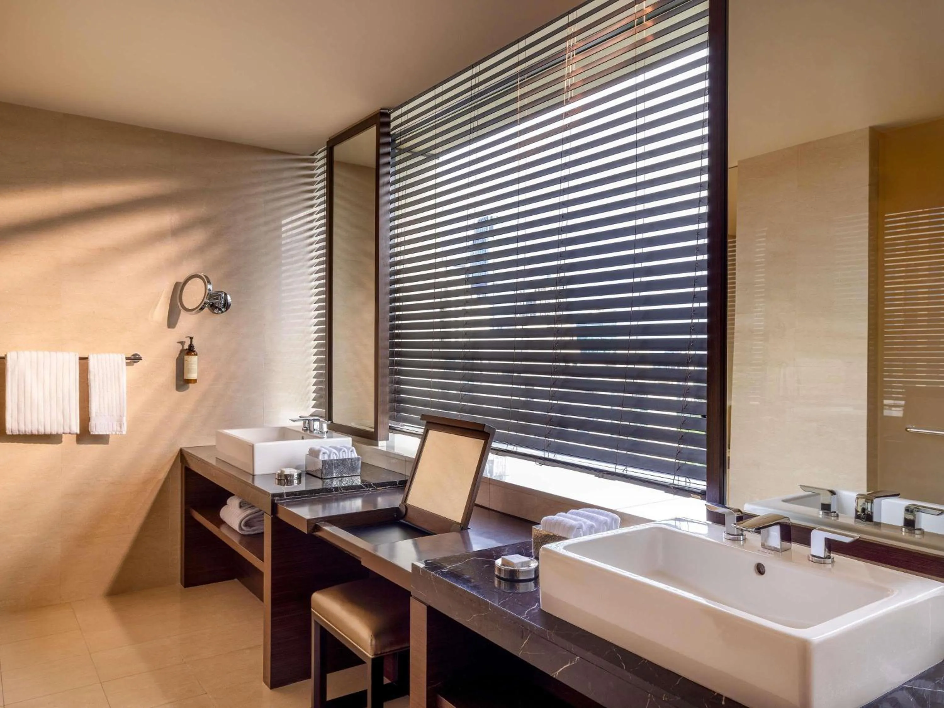 Bedroom in Fairmont Jakarta