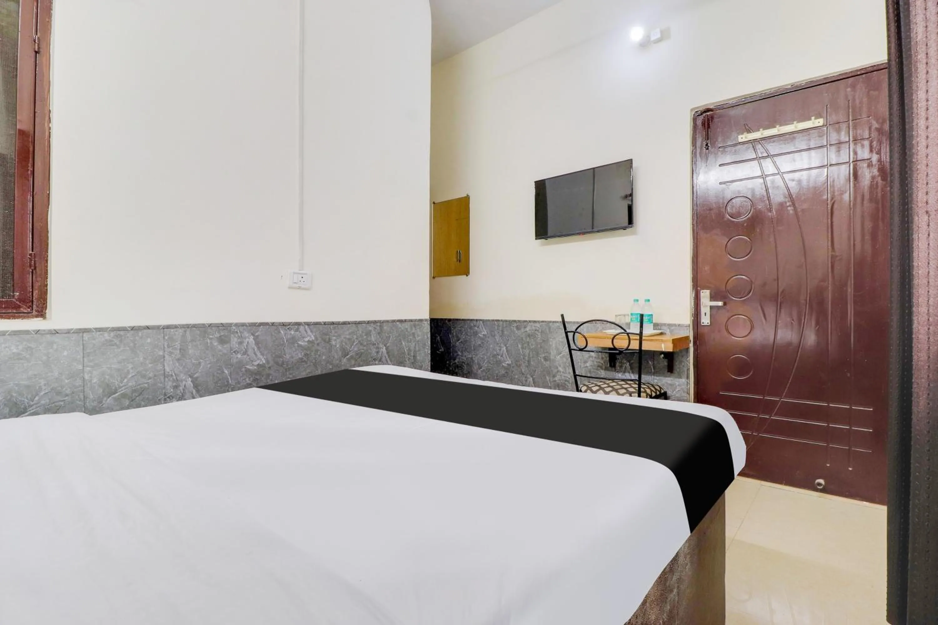 Bedroom, Bed in Hotel O Second Home Residency