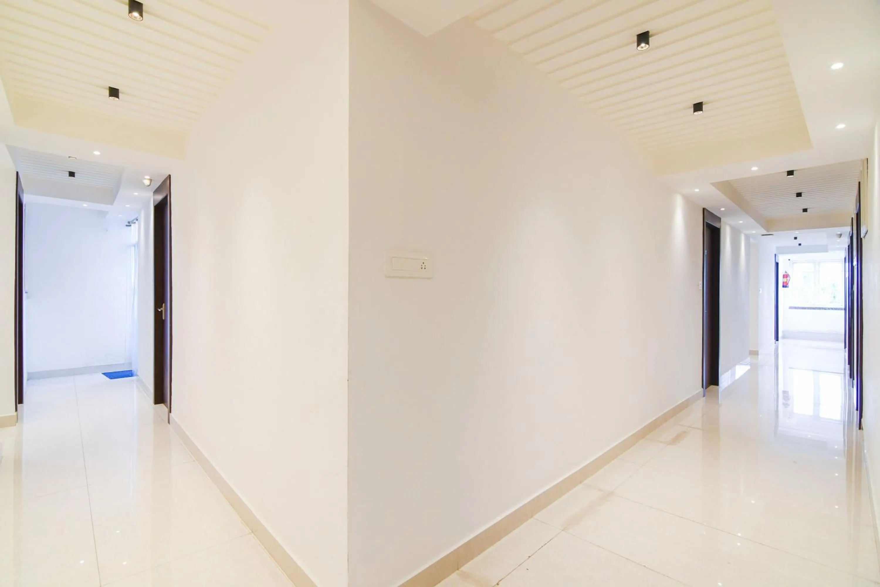 Lobby or reception in Super Hotel O Eminent Hotel