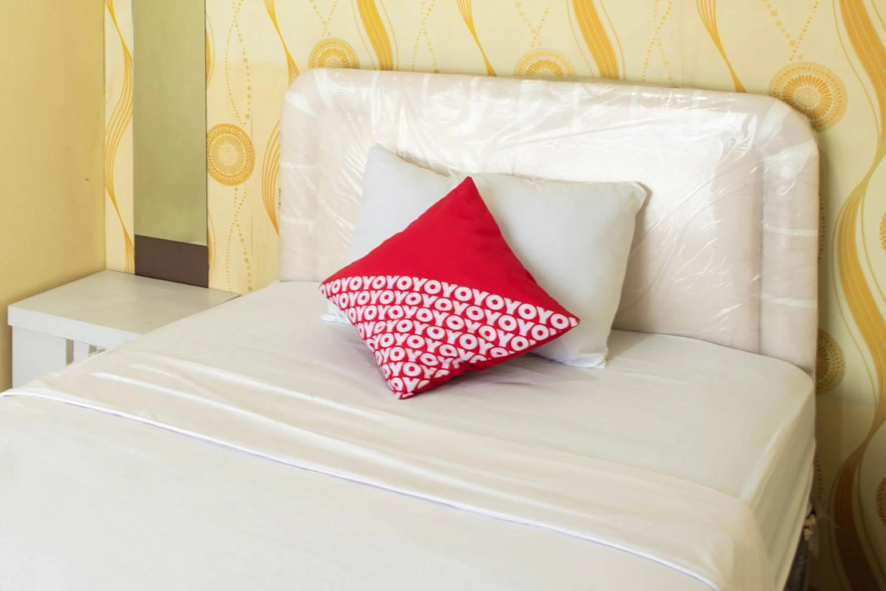 Bedroom, Bed in Hotel O Homestay Puspa Gemilang Syariah