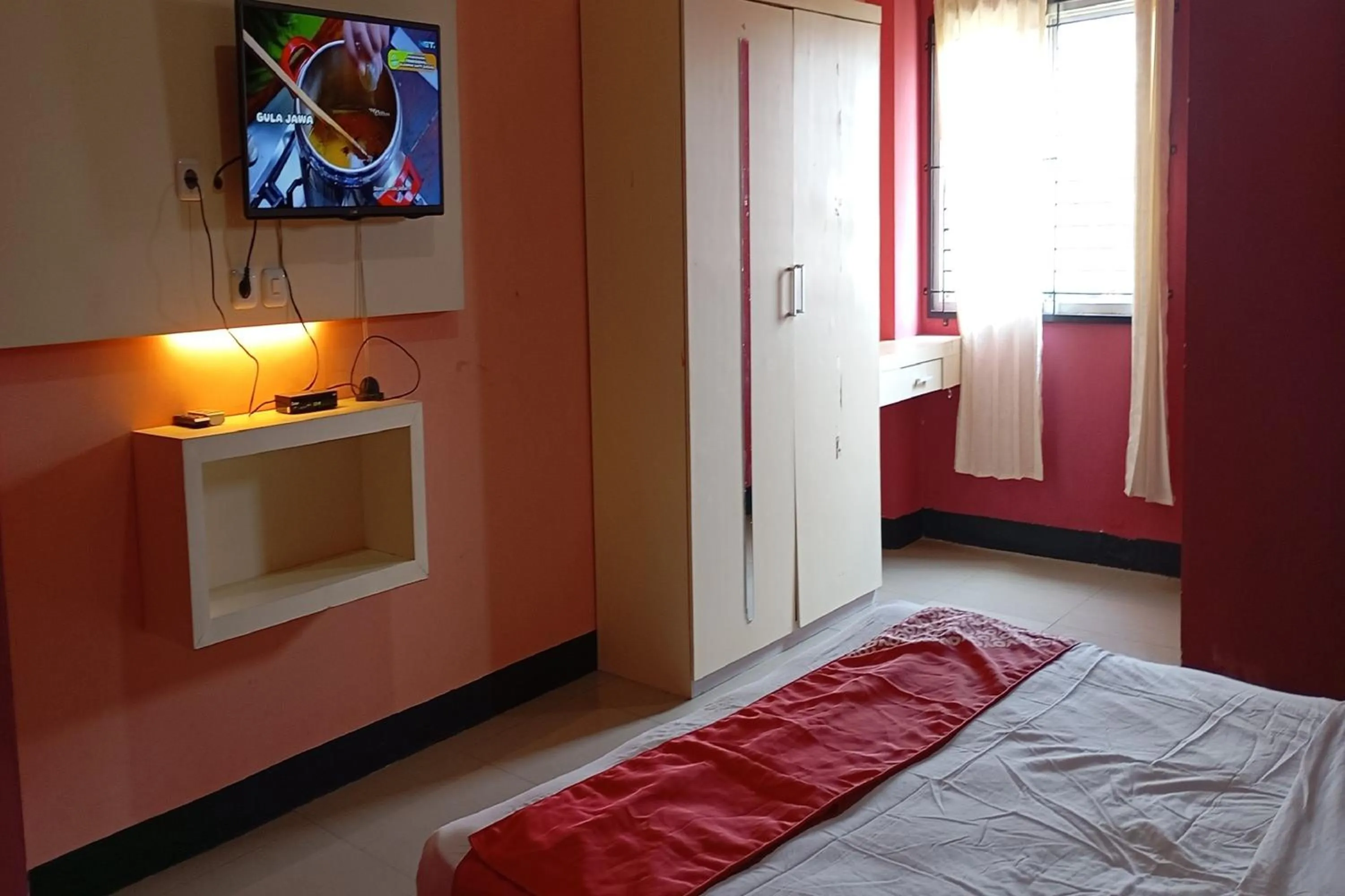 Bedroom, Bed in Hotel O Homestay Puspa Gemilang Syariah