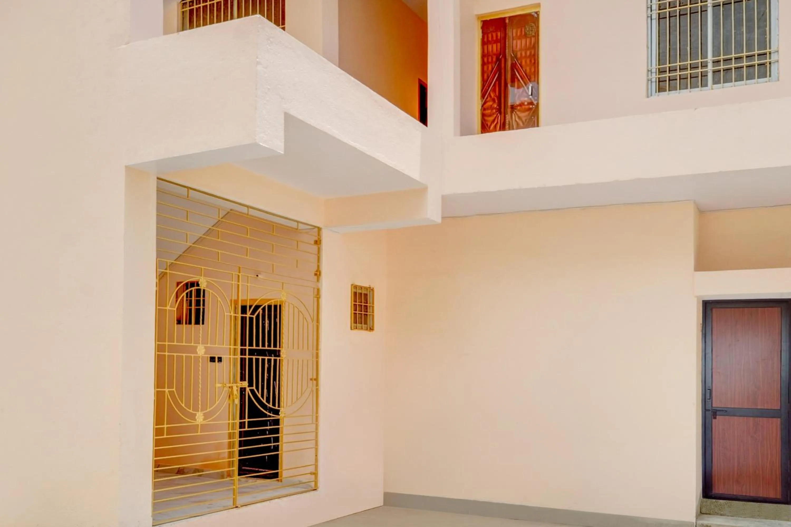 Facade/entrance in Hotel O Patliputra Golambar