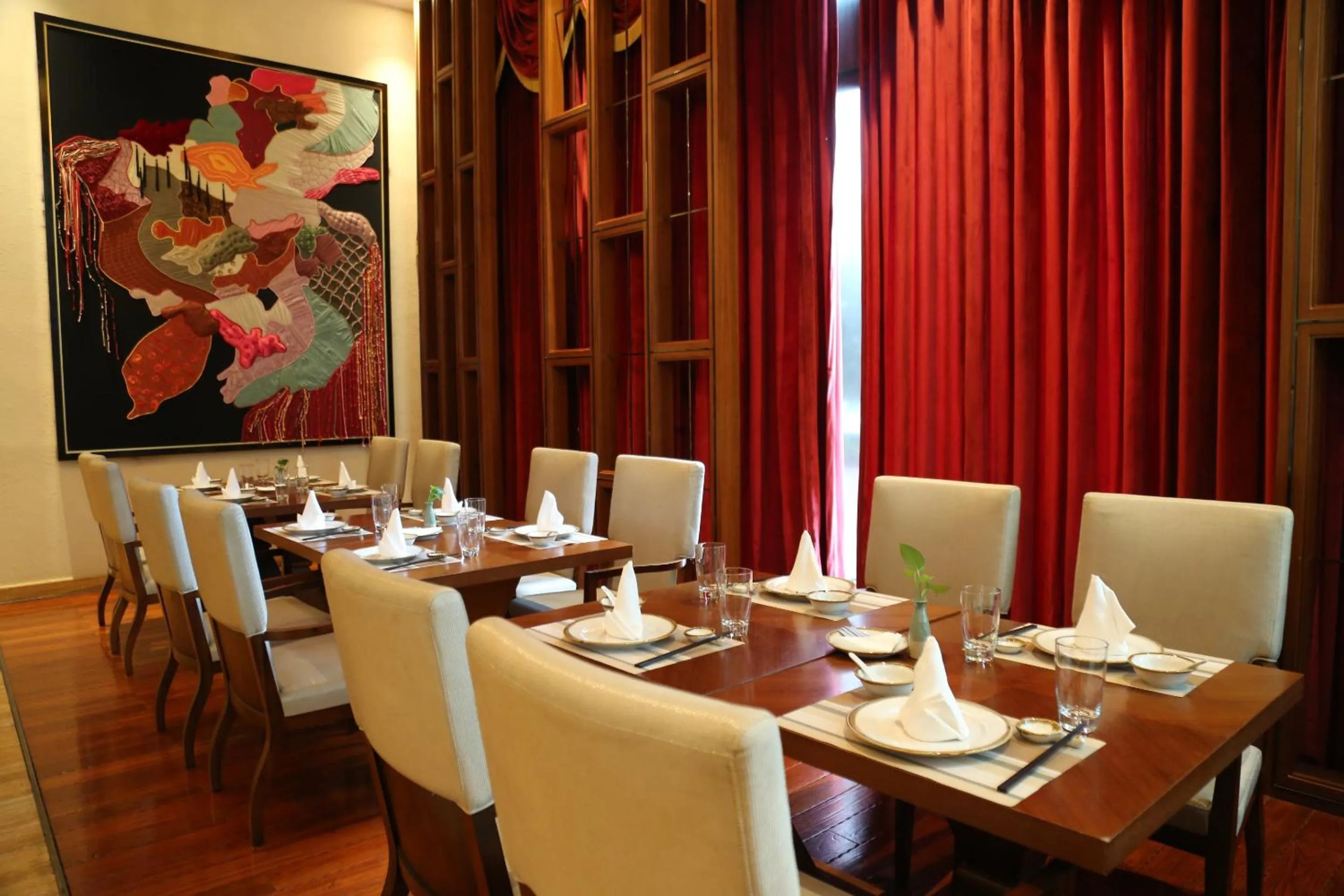 Restaurant/places to eat in Wyndham Chongqing Yuelai