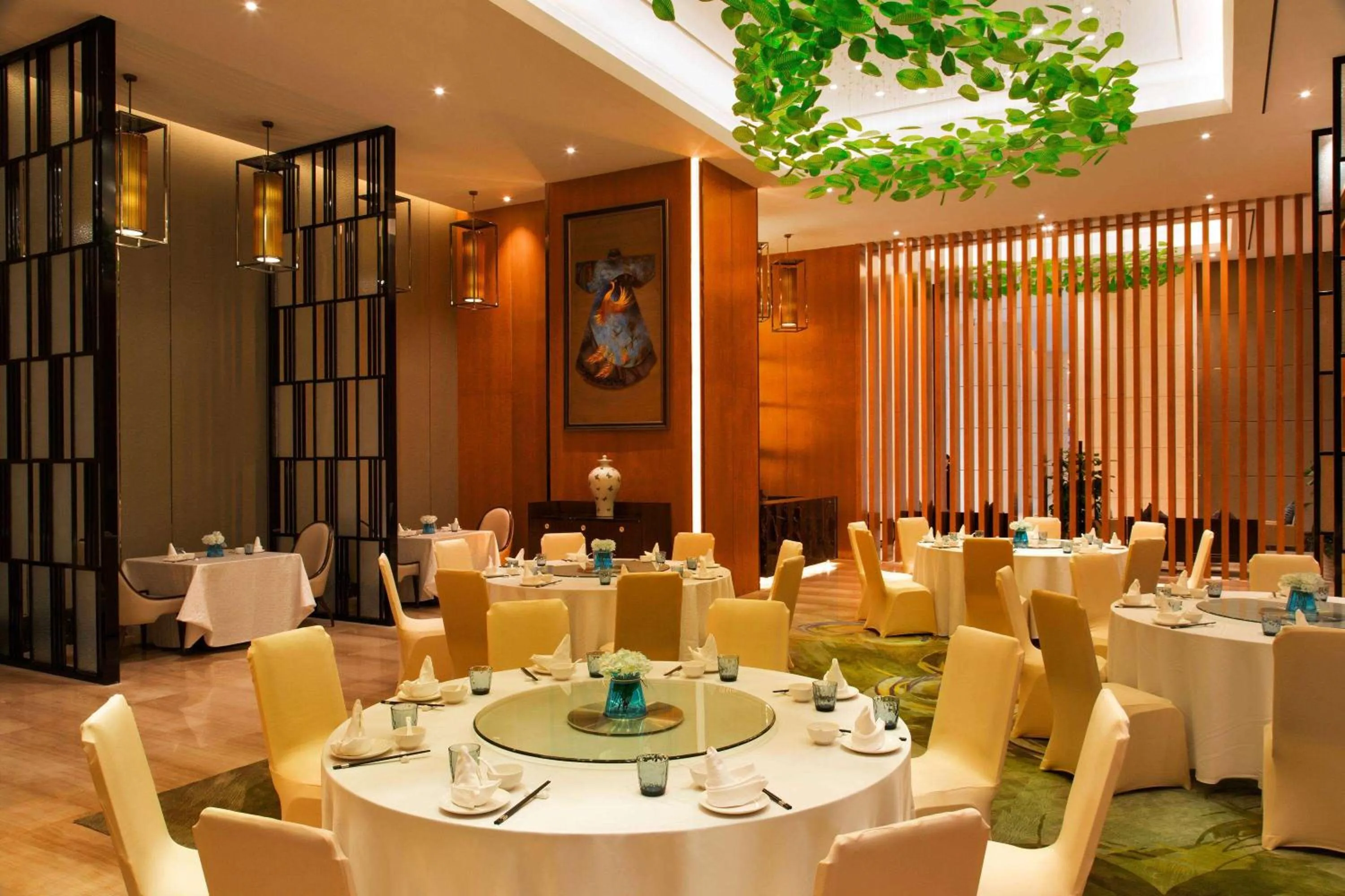 Restaurant/places to eat in Wyndham Chongqing Yuelai