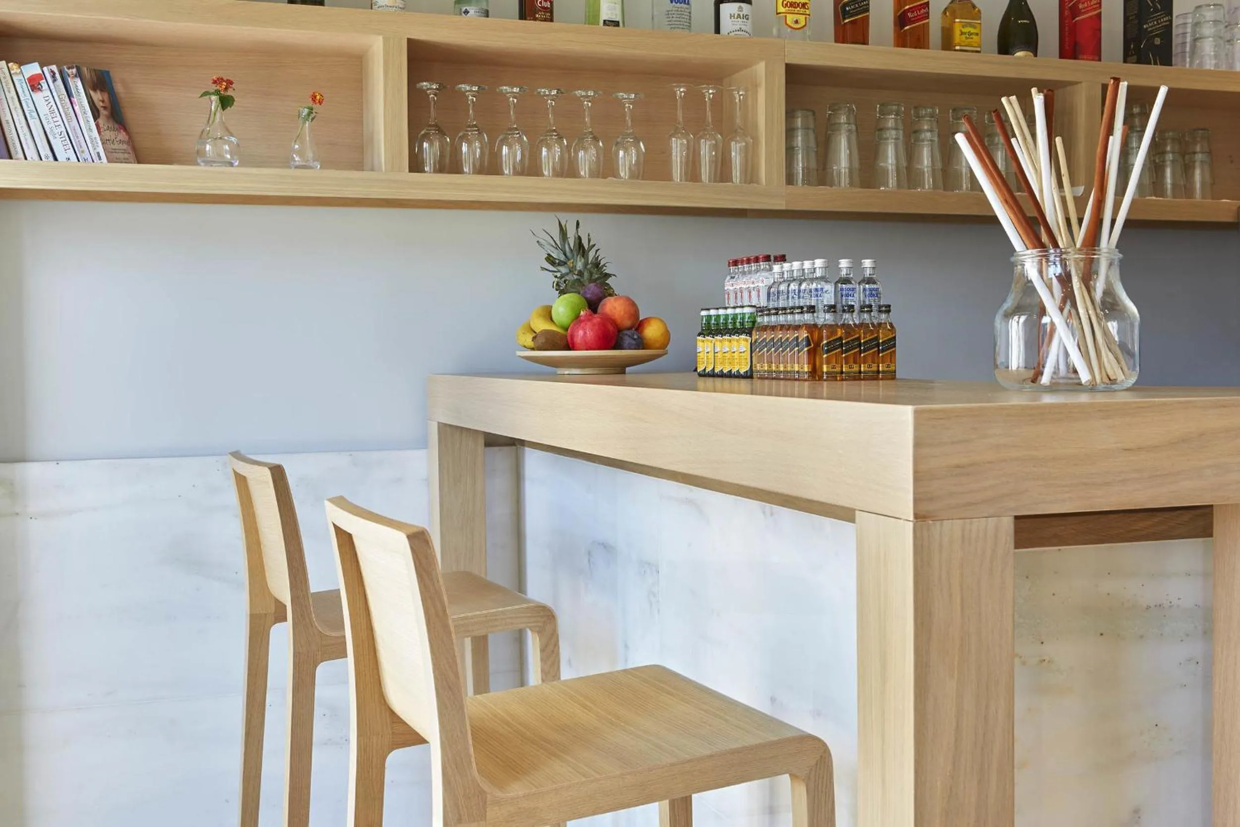 Communal lounge/ TV room in Mystery Skiathos Luxury Residence